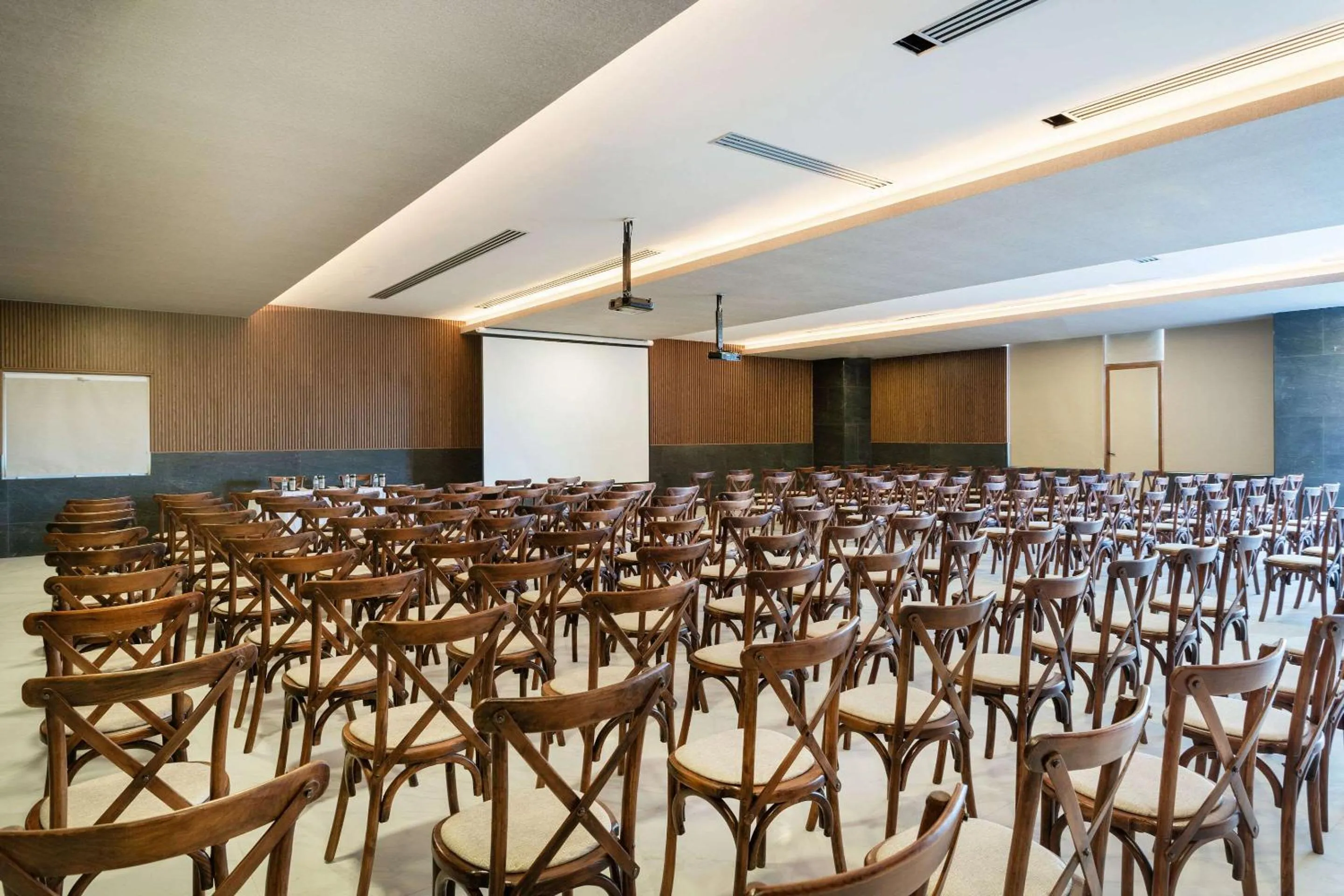Meeting/conference room in Radisson Puebla Angelopolis
