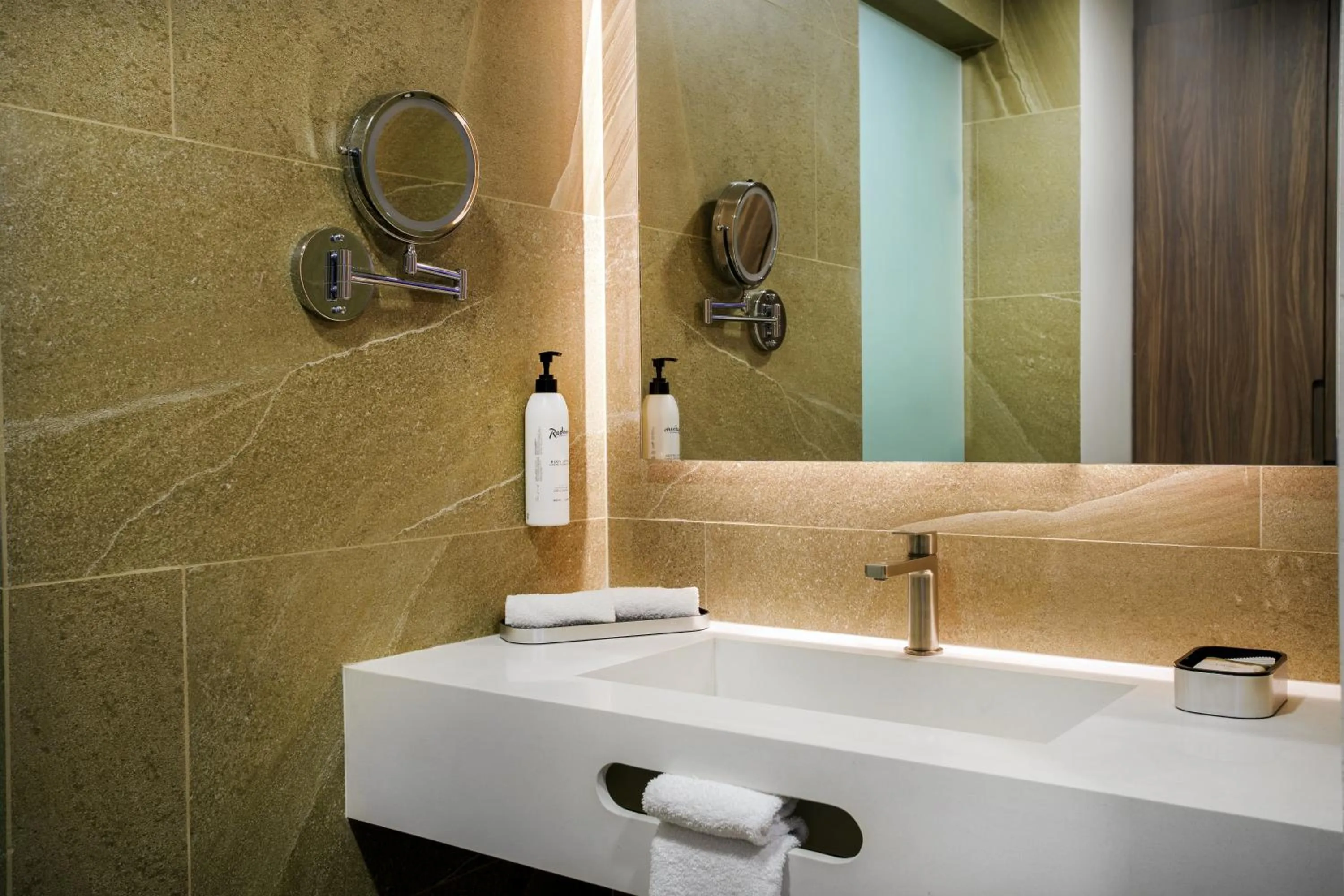 Bathroom in Radisson Puebla Angelopolis