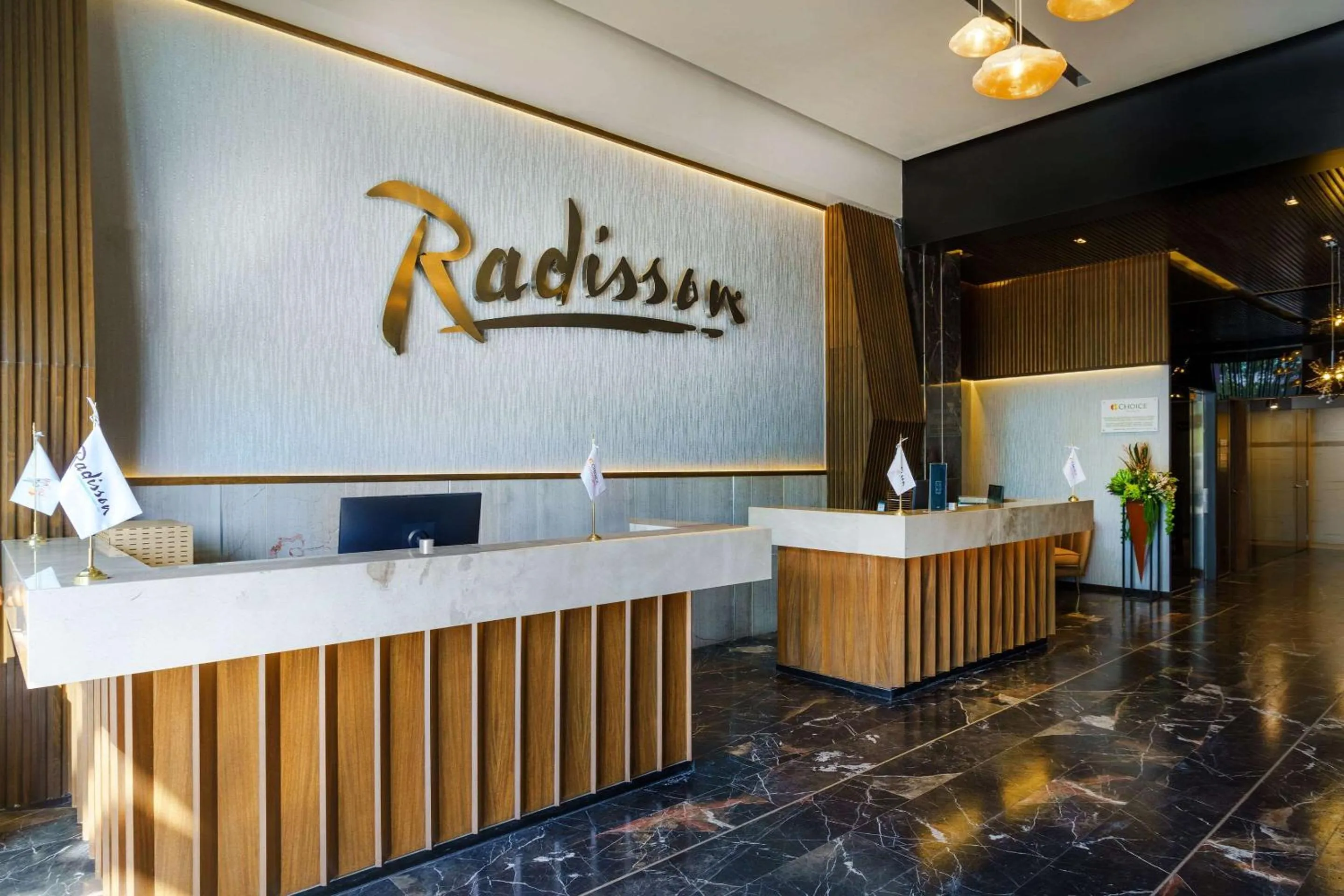 Lobby or reception in Radisson Puebla Angelopolis