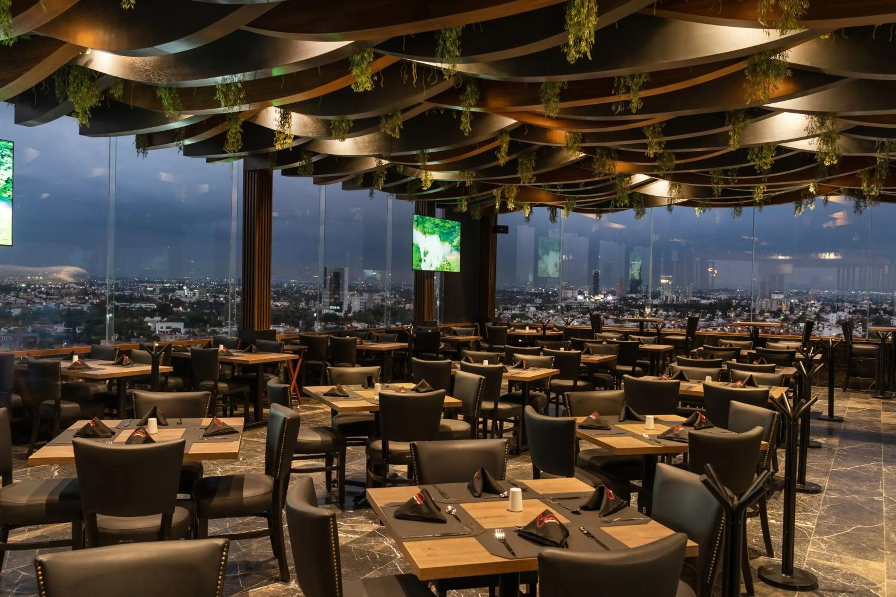 Restaurant/places to eat in Radisson Puebla Angelopolis