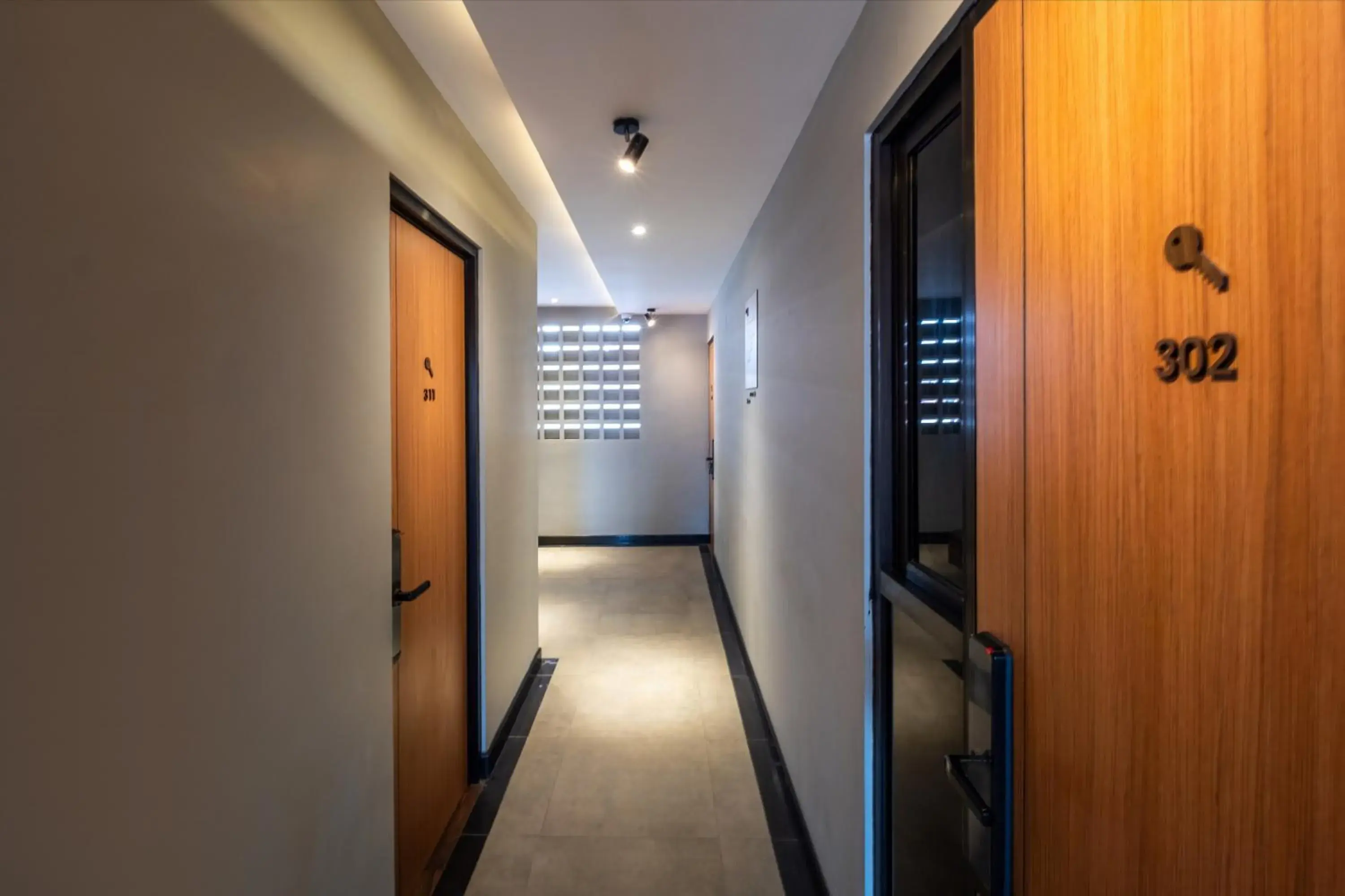 Property building in Omni Rooms by Sinergi Property building in Omni Rooms by Sinergi