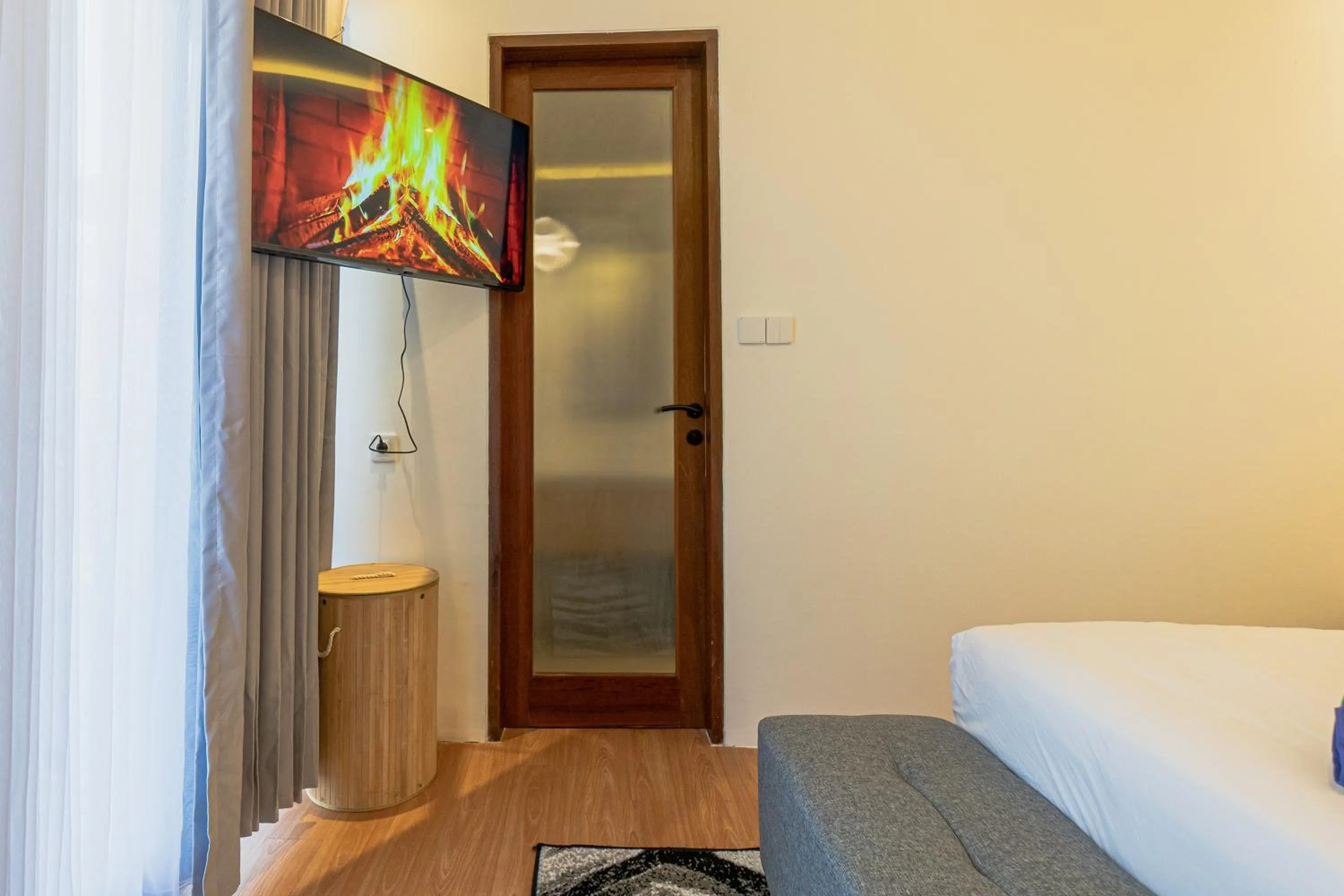 TV and multimedia, Bed in Cypress Villa