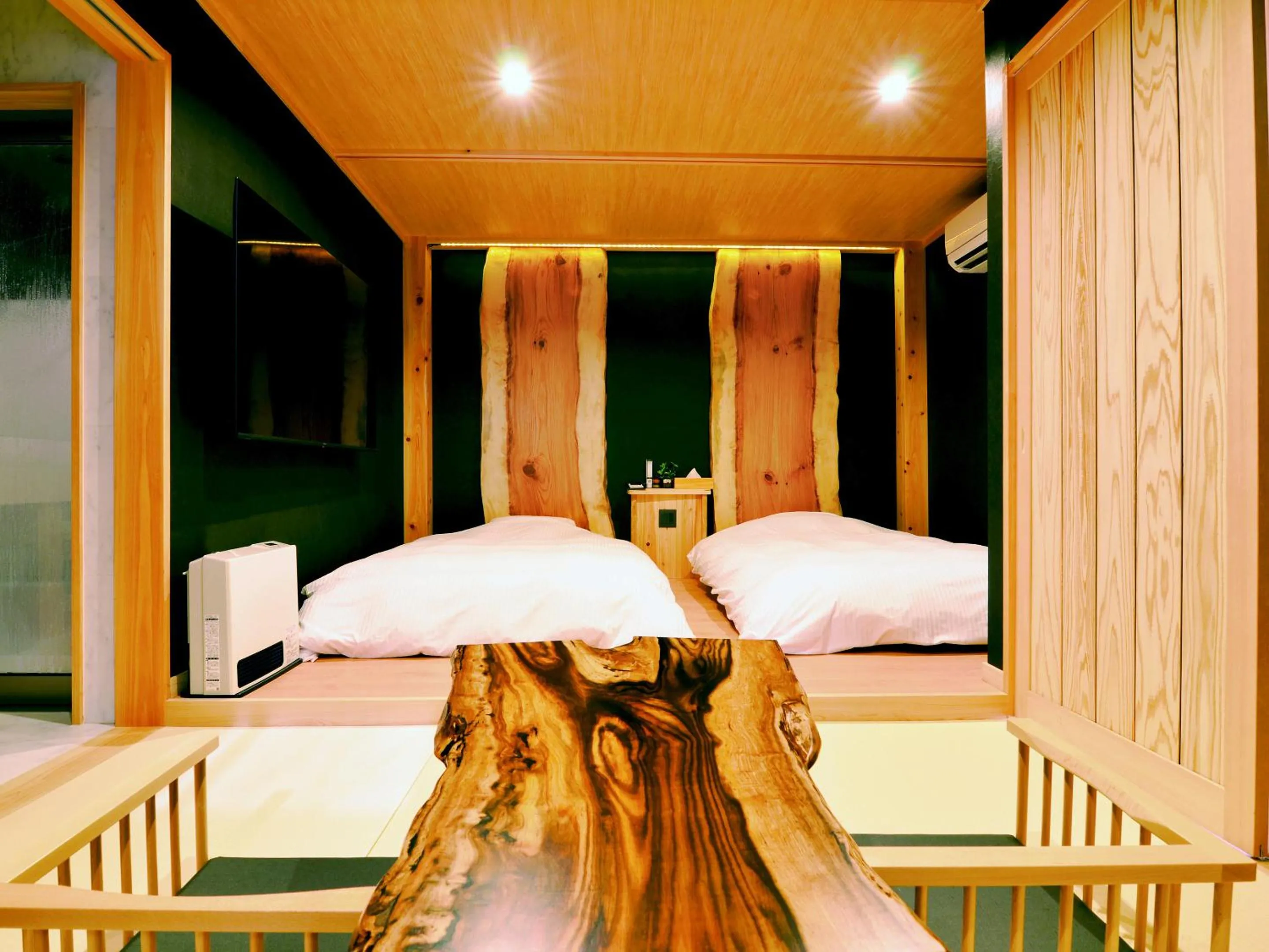 Living room, Bed in Totonoinoyado Shuntouan