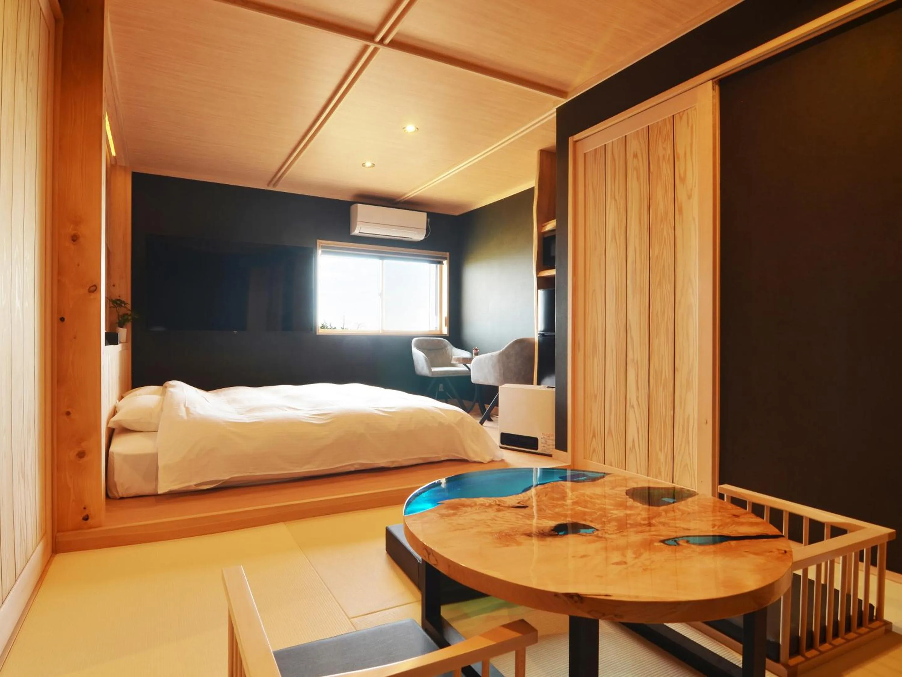 Living room, Bed in Totonoinoyado Shuntouan