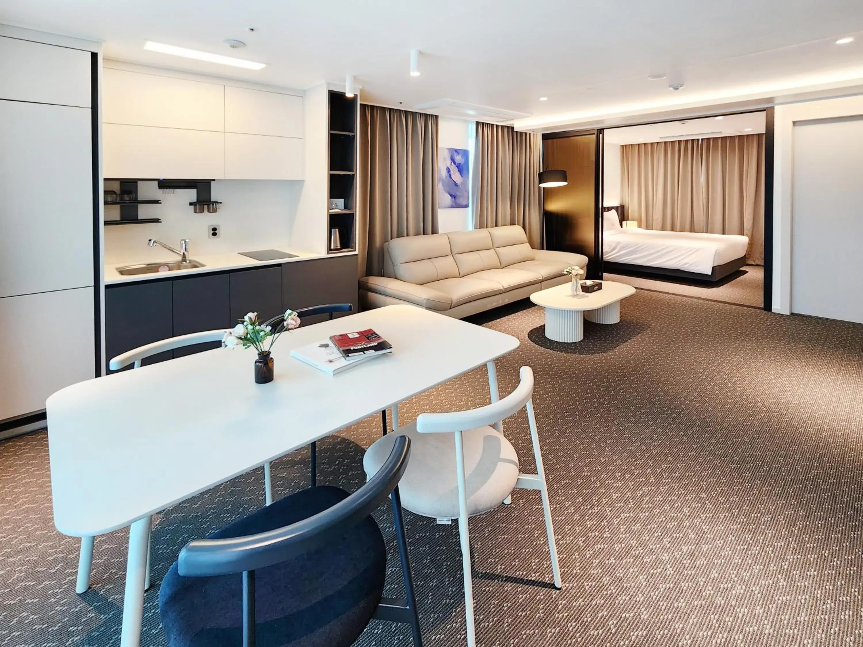 Bed in SOTA SUITE Yangyang Granbay Bed in SOTA SUITE Yangyang Granbay