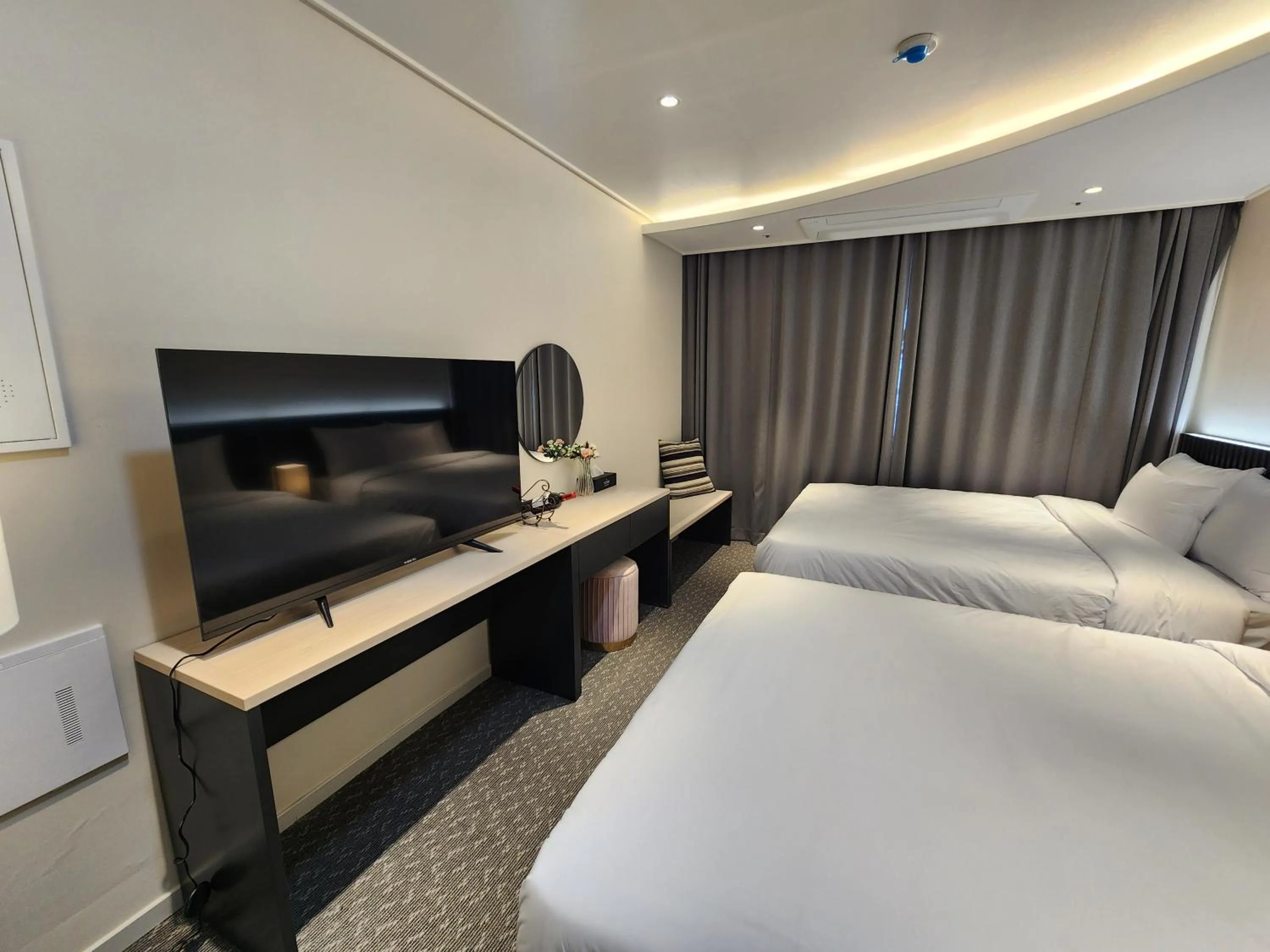 Bed in SOTA SUITE Yangyang Granbay