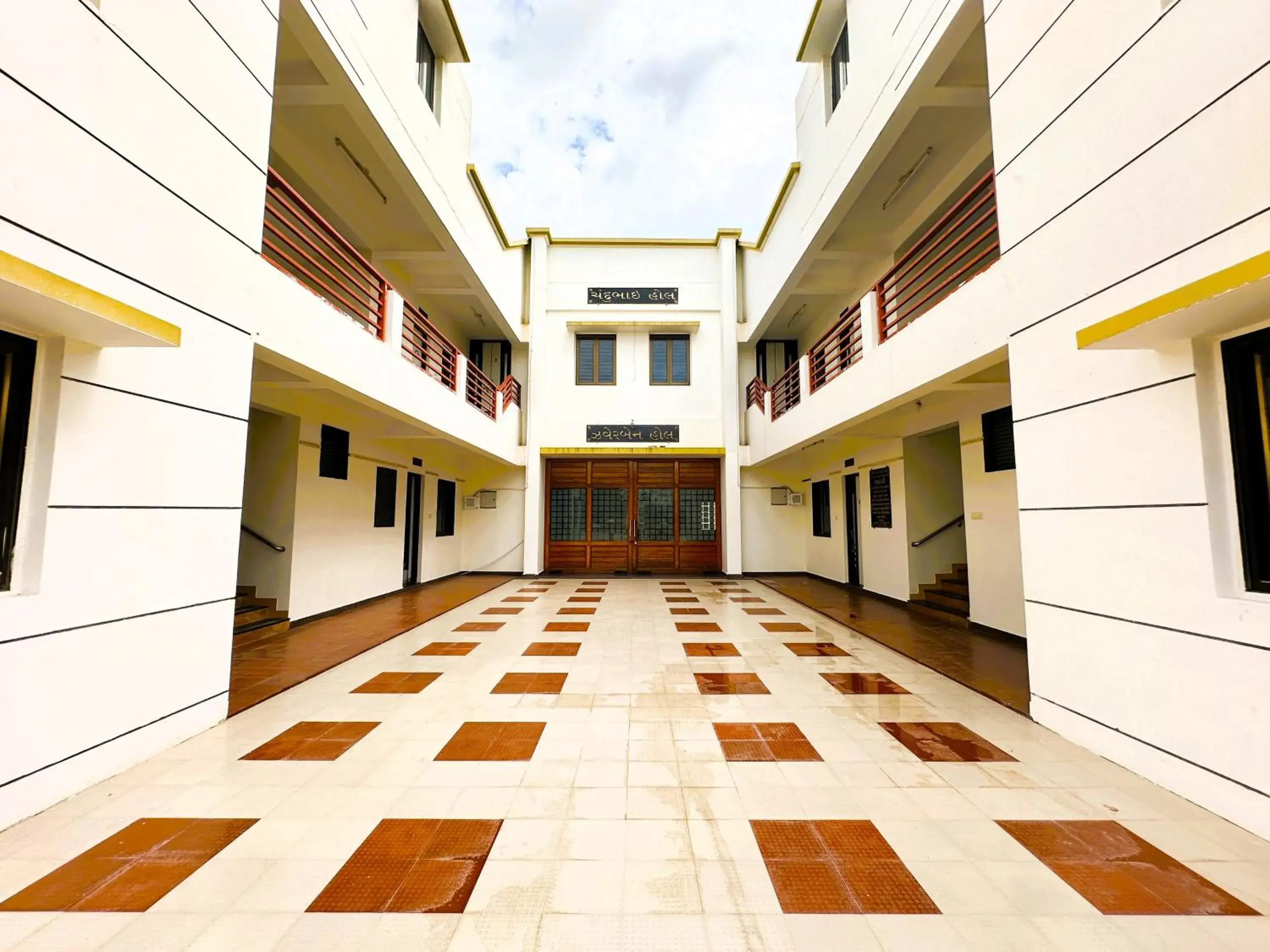 Property building in Ranjan Vadi Property building in Ranjan Vadi