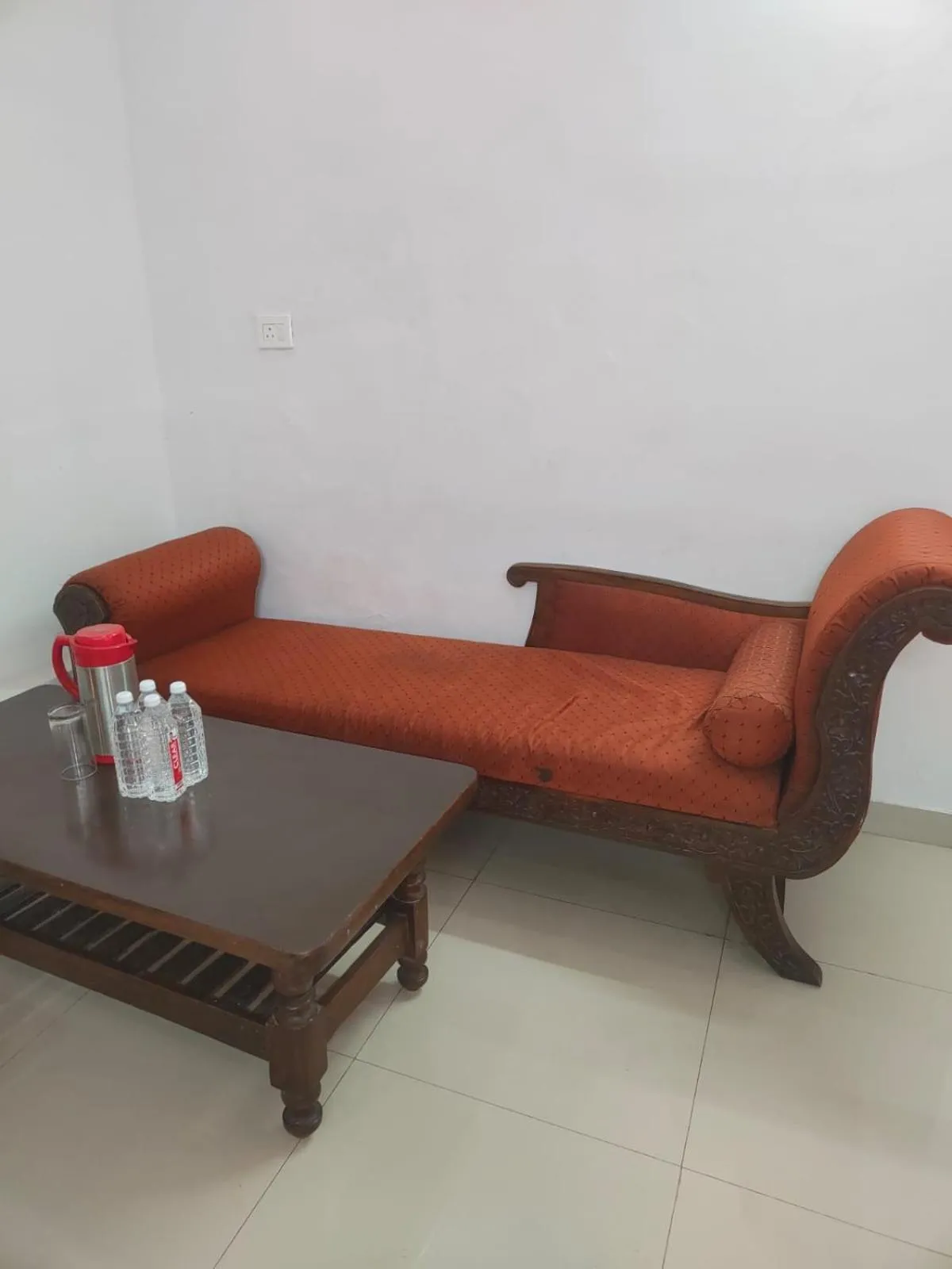 Mansarover Hotel & Banquets