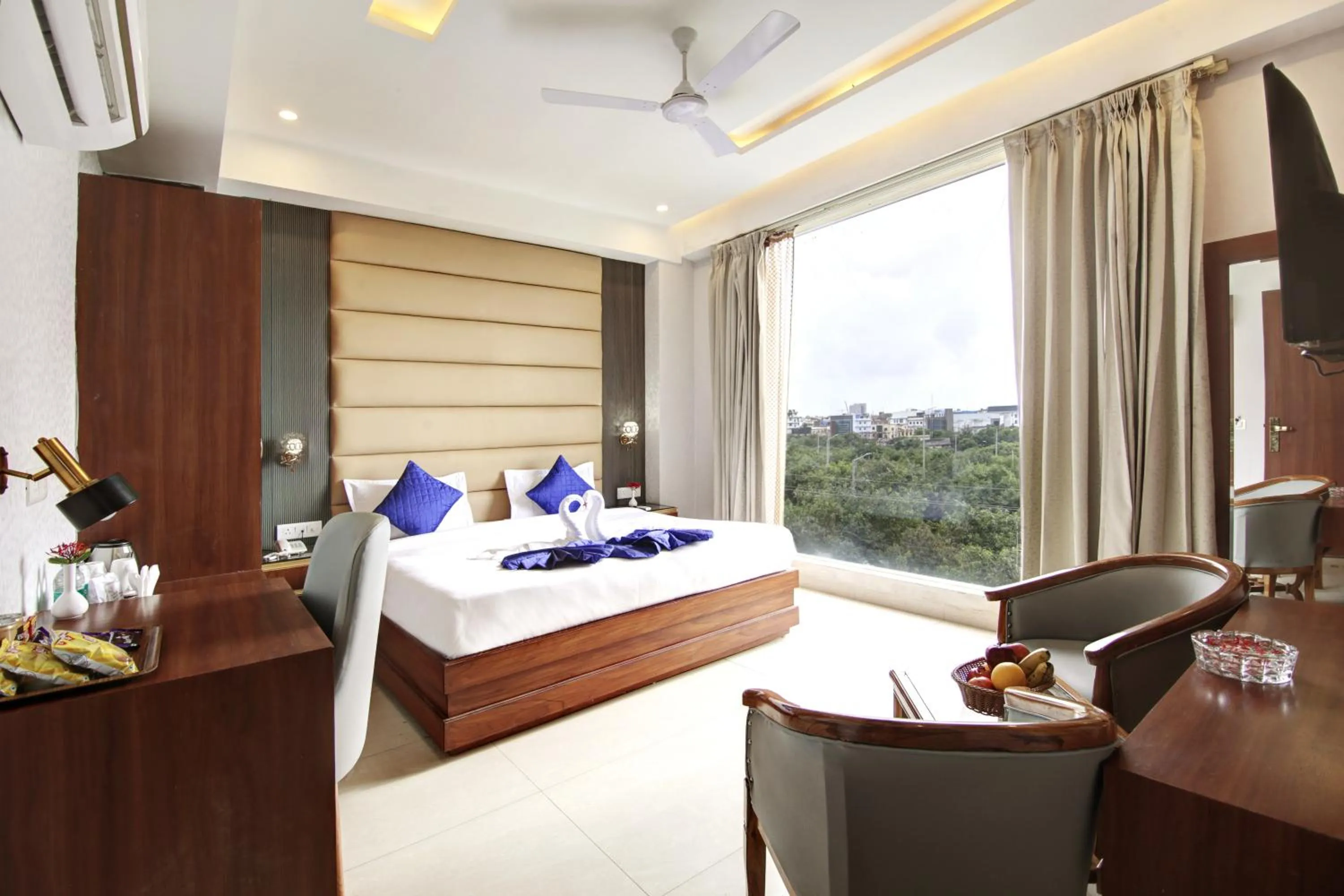 Photo of the whole room in Marks Hotel & Banquet