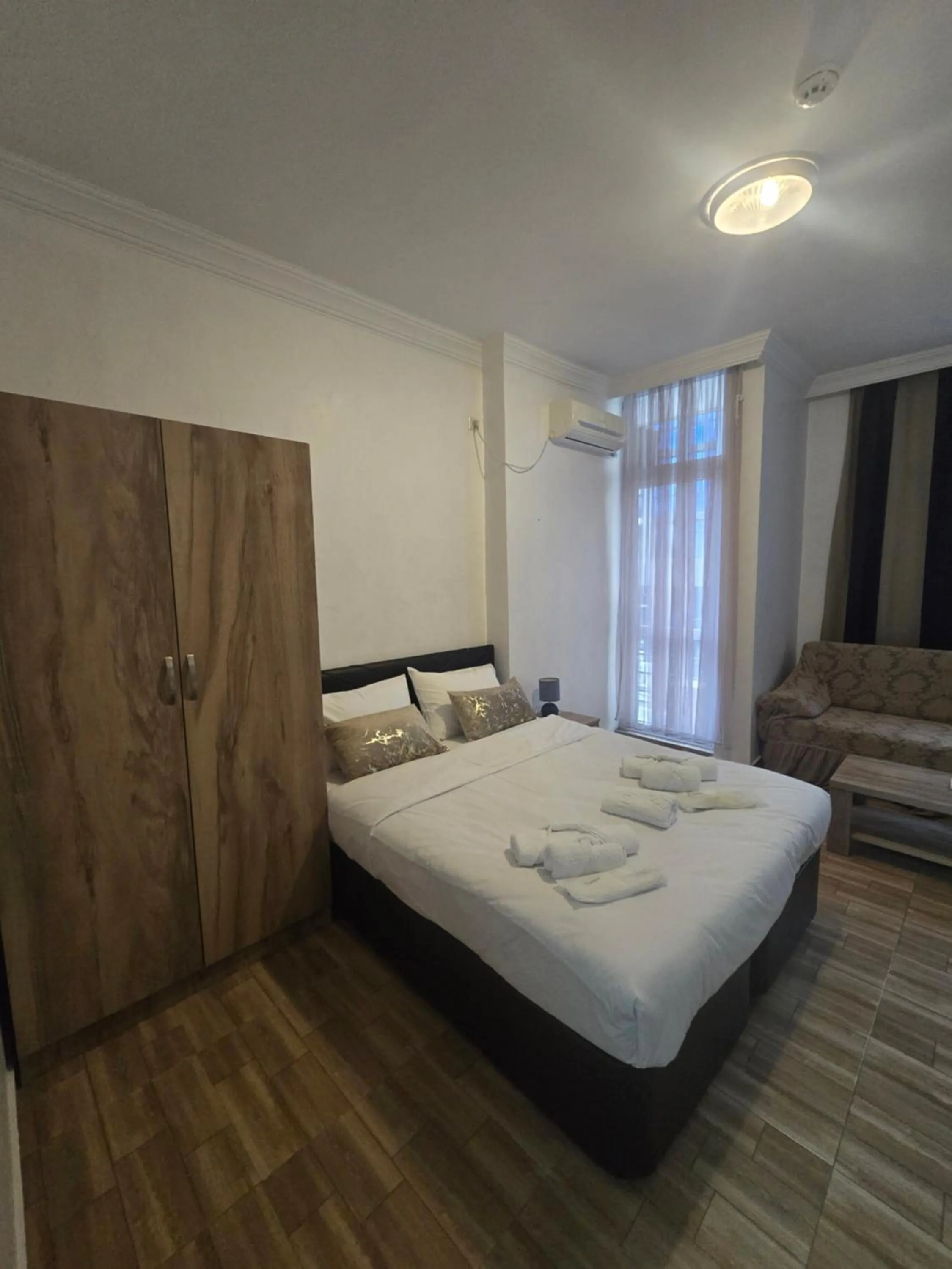 Bedroom, Bed in Batumi Inn Hotel