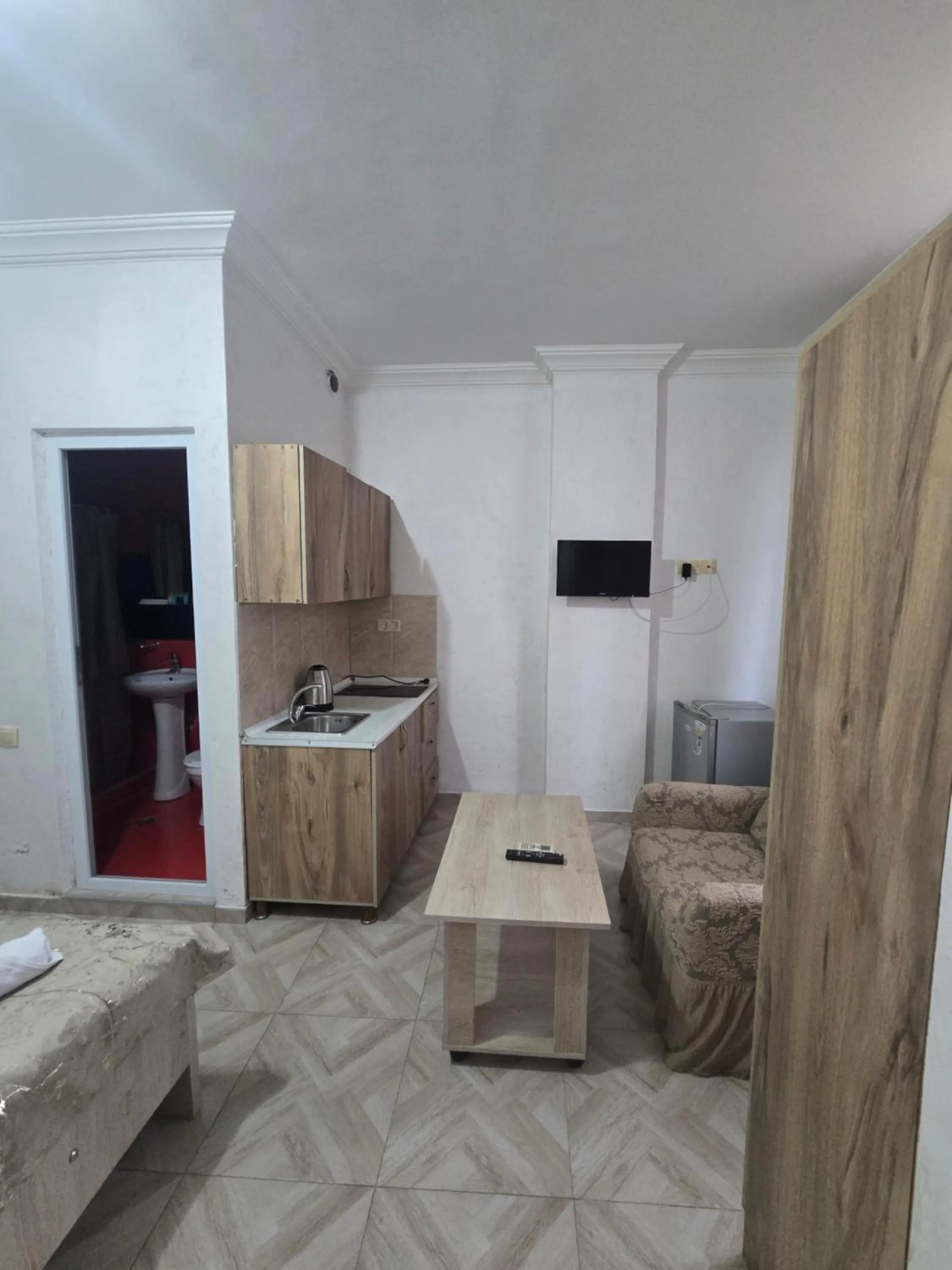 Kitchen or kitchenette in Batumi Inn Hotel