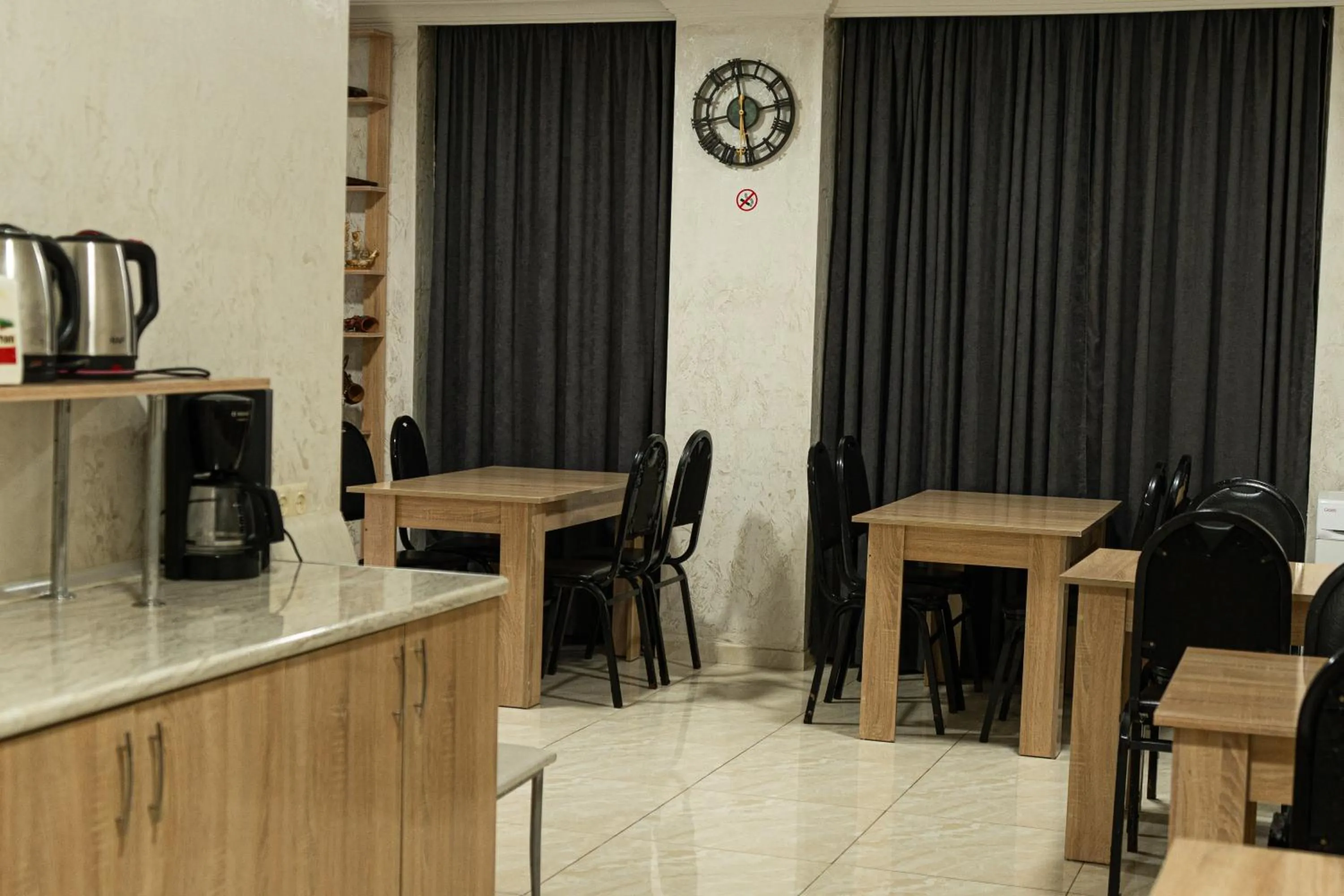 Restaurant/places to eat in Batumi Inn Hotel