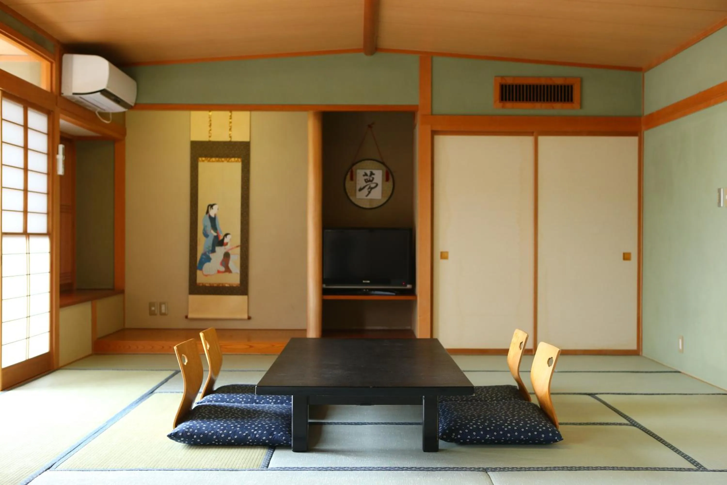 Photo of the whole room in Ashiwada Hotel