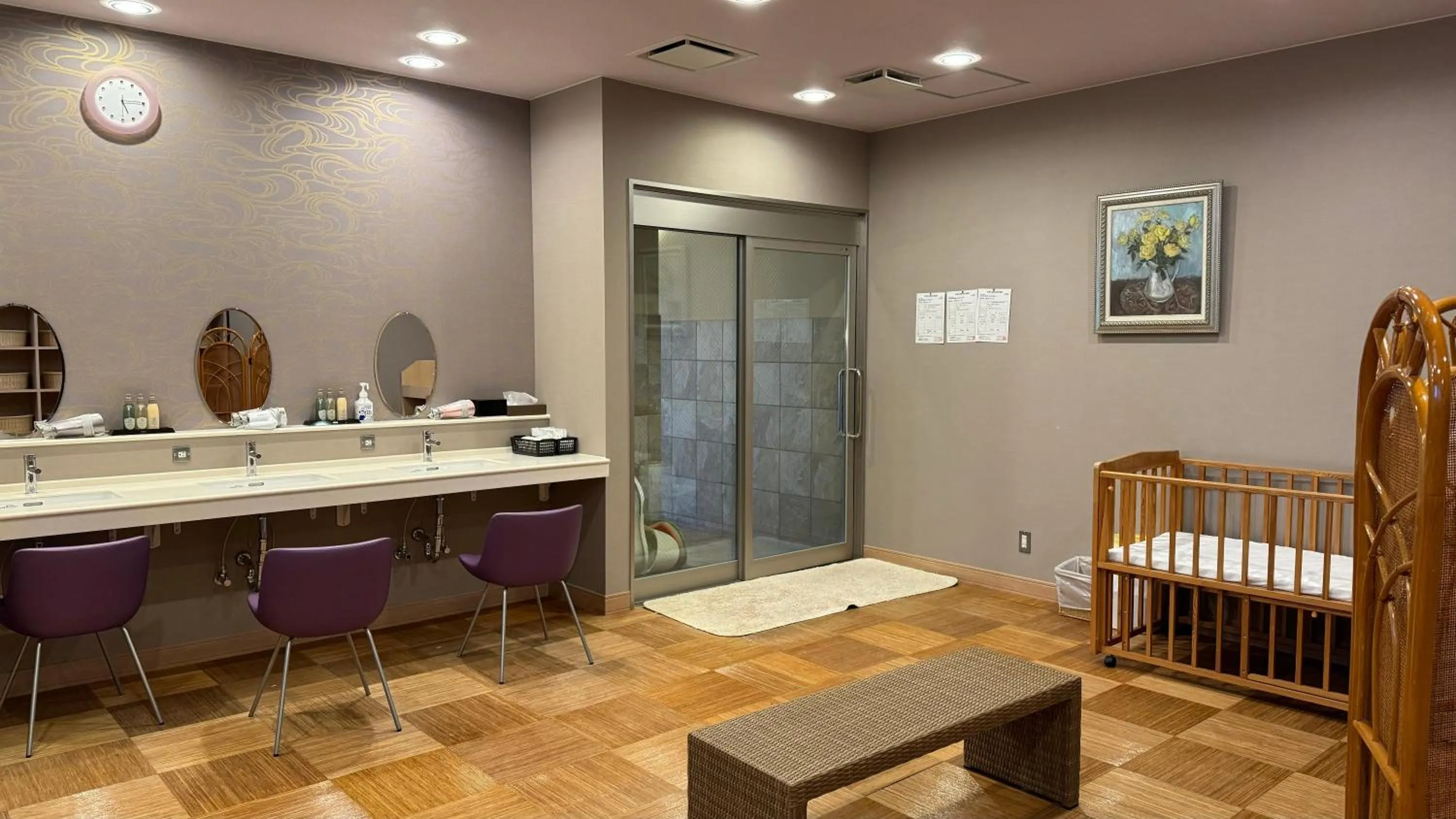 Public Bath in Ashiwada Hotel