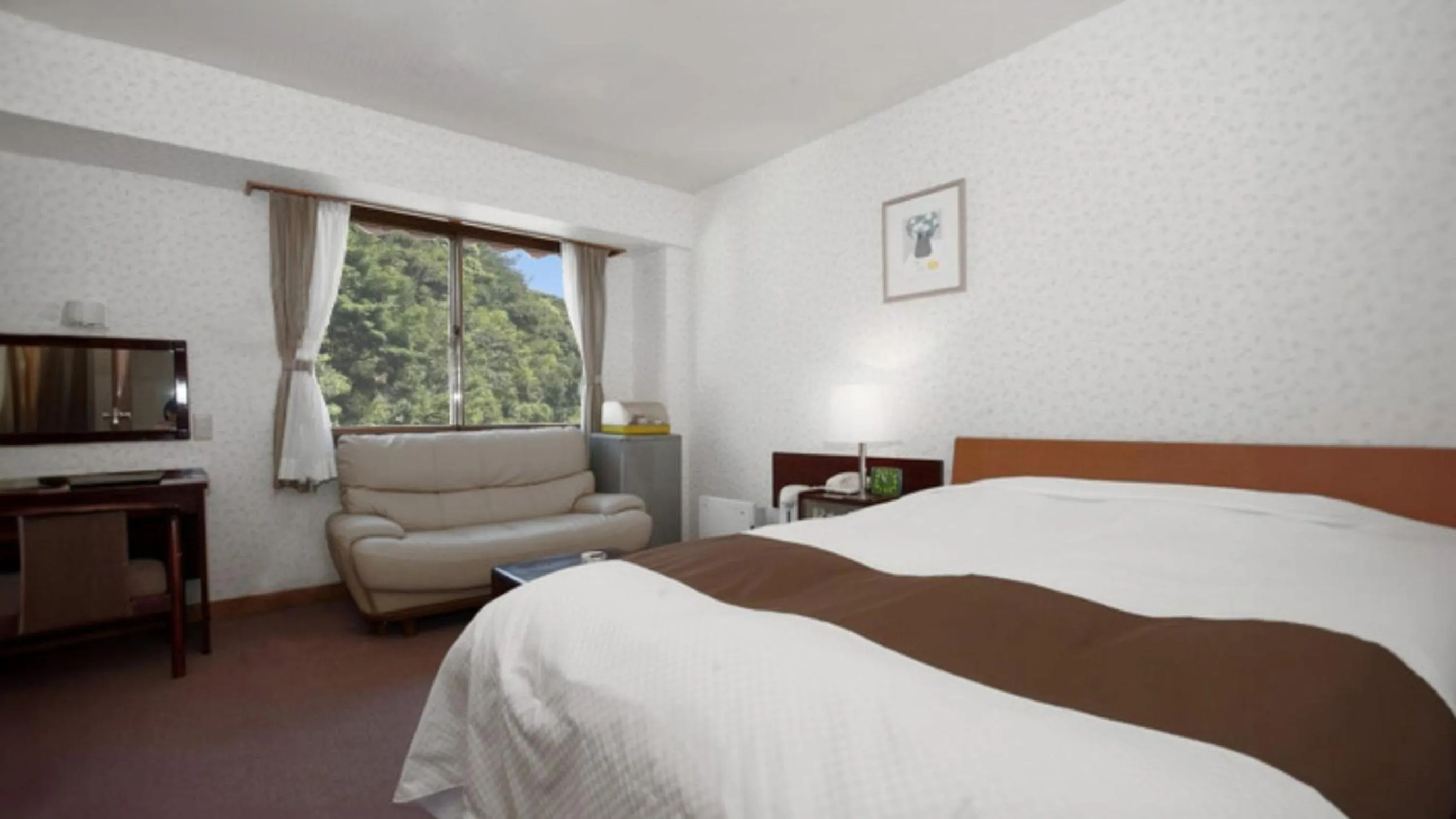 Photo of the whole room, Bed in Ashiwada Hotel