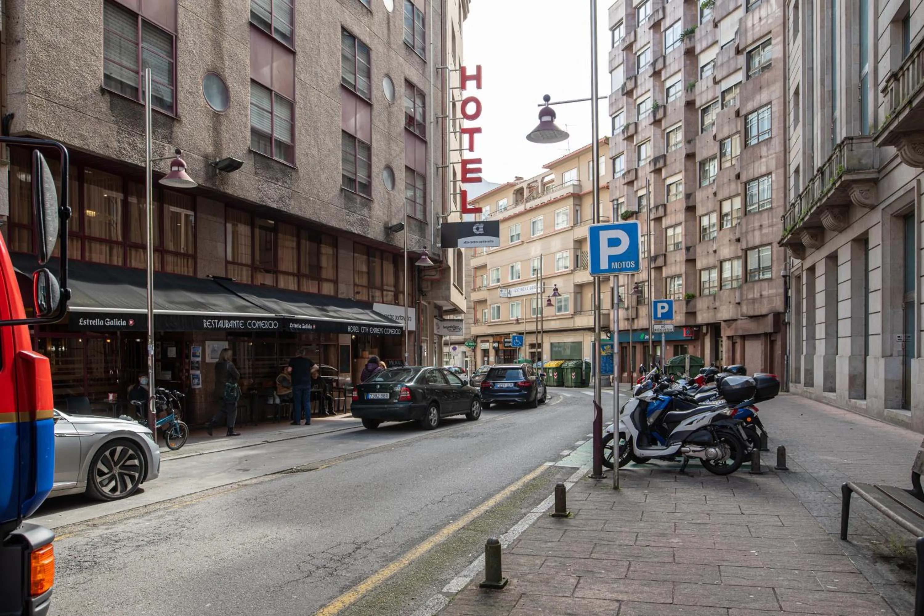 Facade/entrance in Hotel Alda Centro Pontevedra