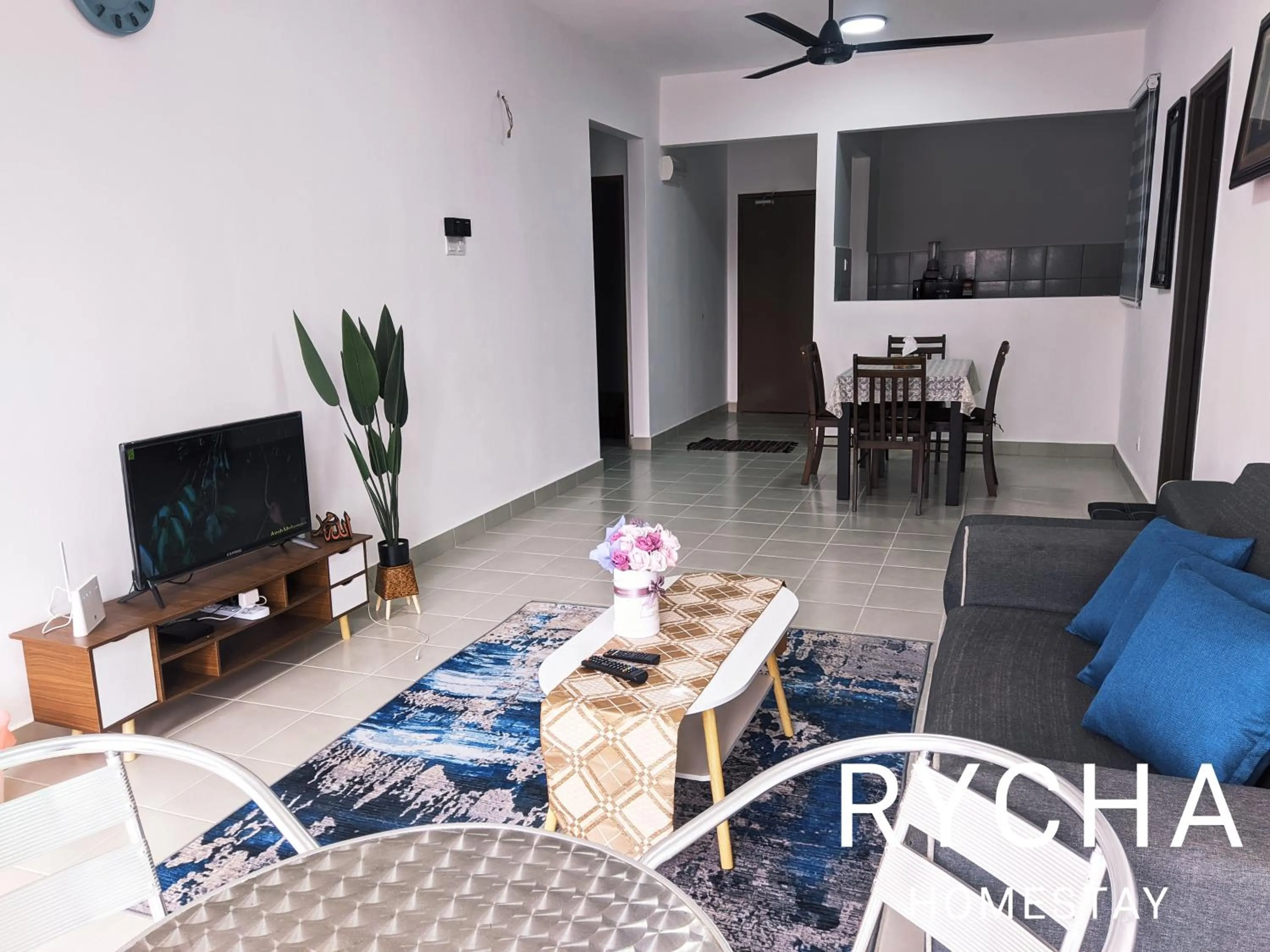 TV and multimedia in Rycha Homestay A famosa near Waterpark