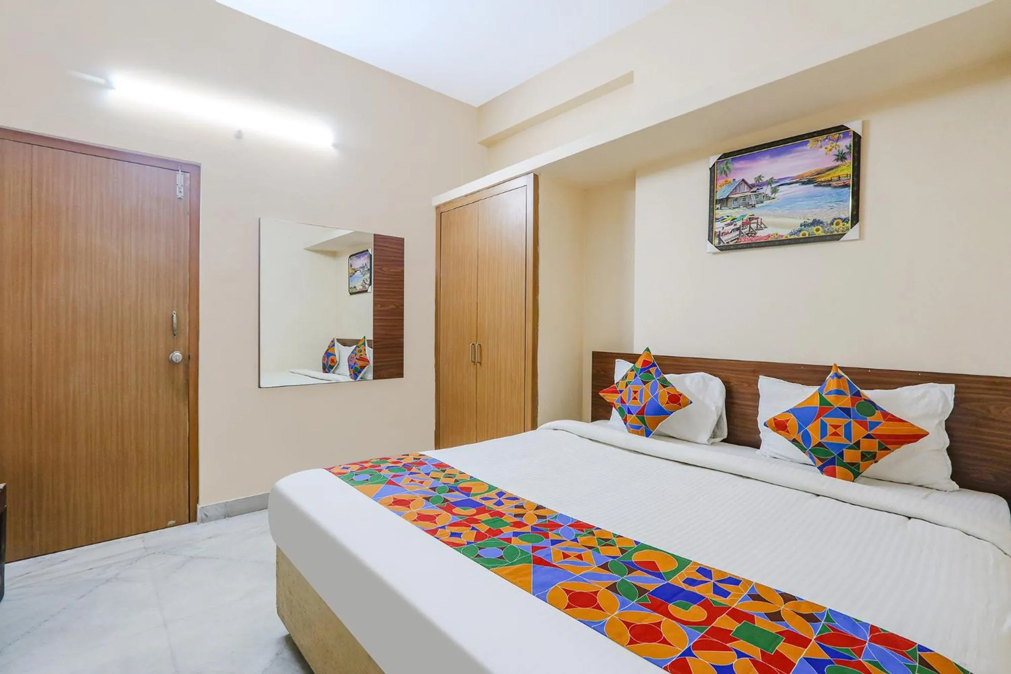 Bed in Via Prestige Castle - Nr KIMS Hospital, Kondapur
