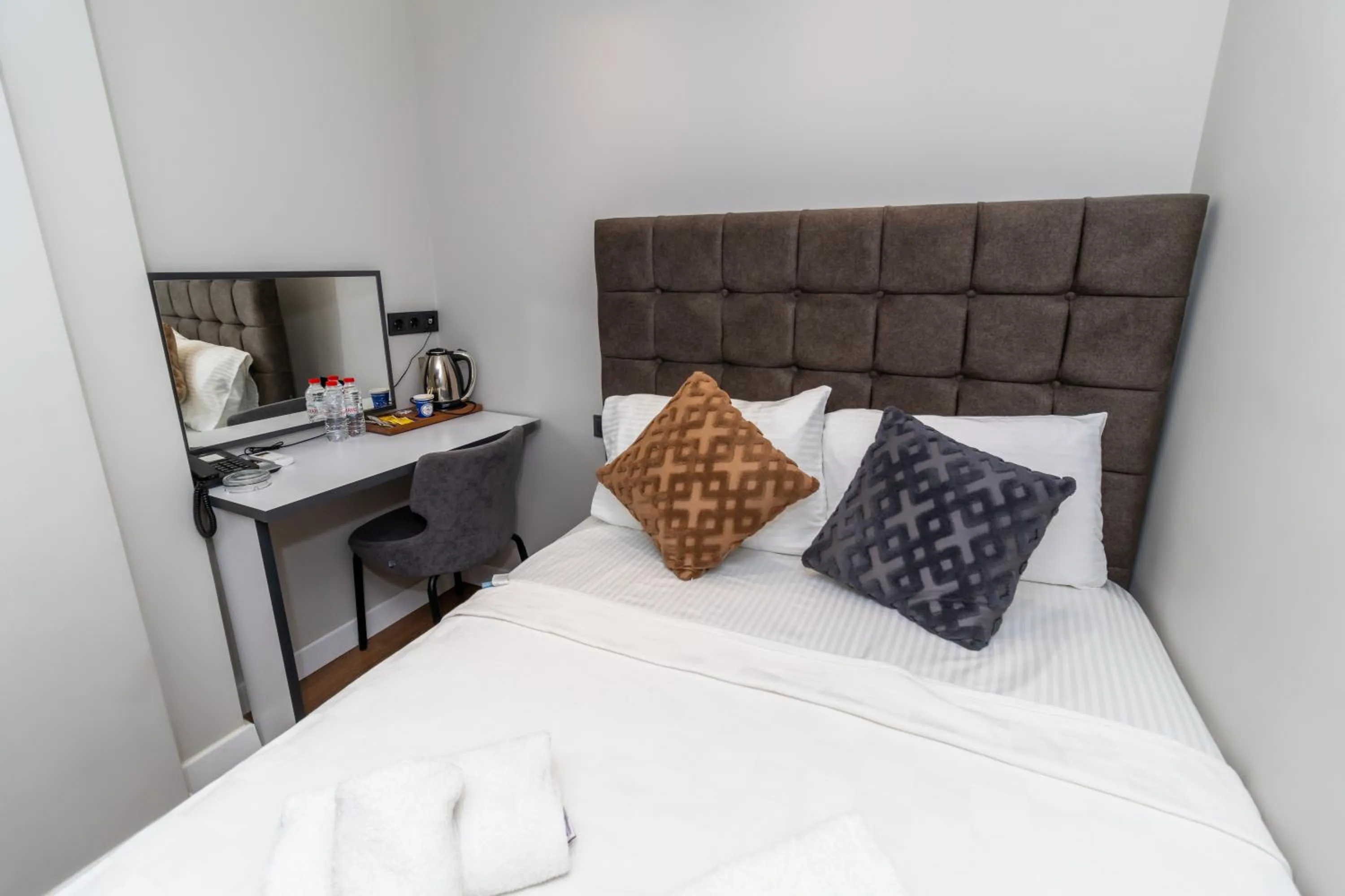 Bed in Wond House