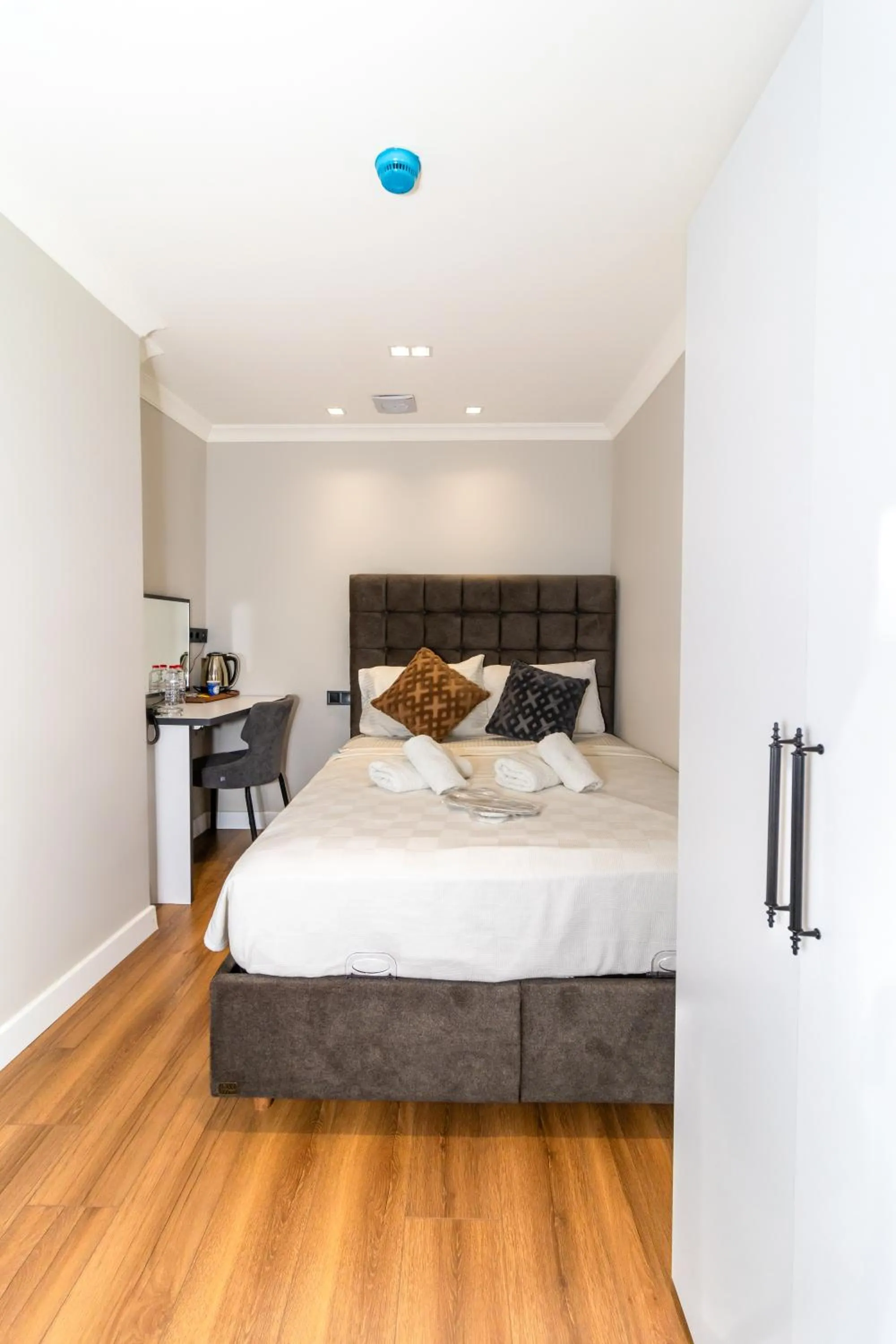 Bed in Wond House