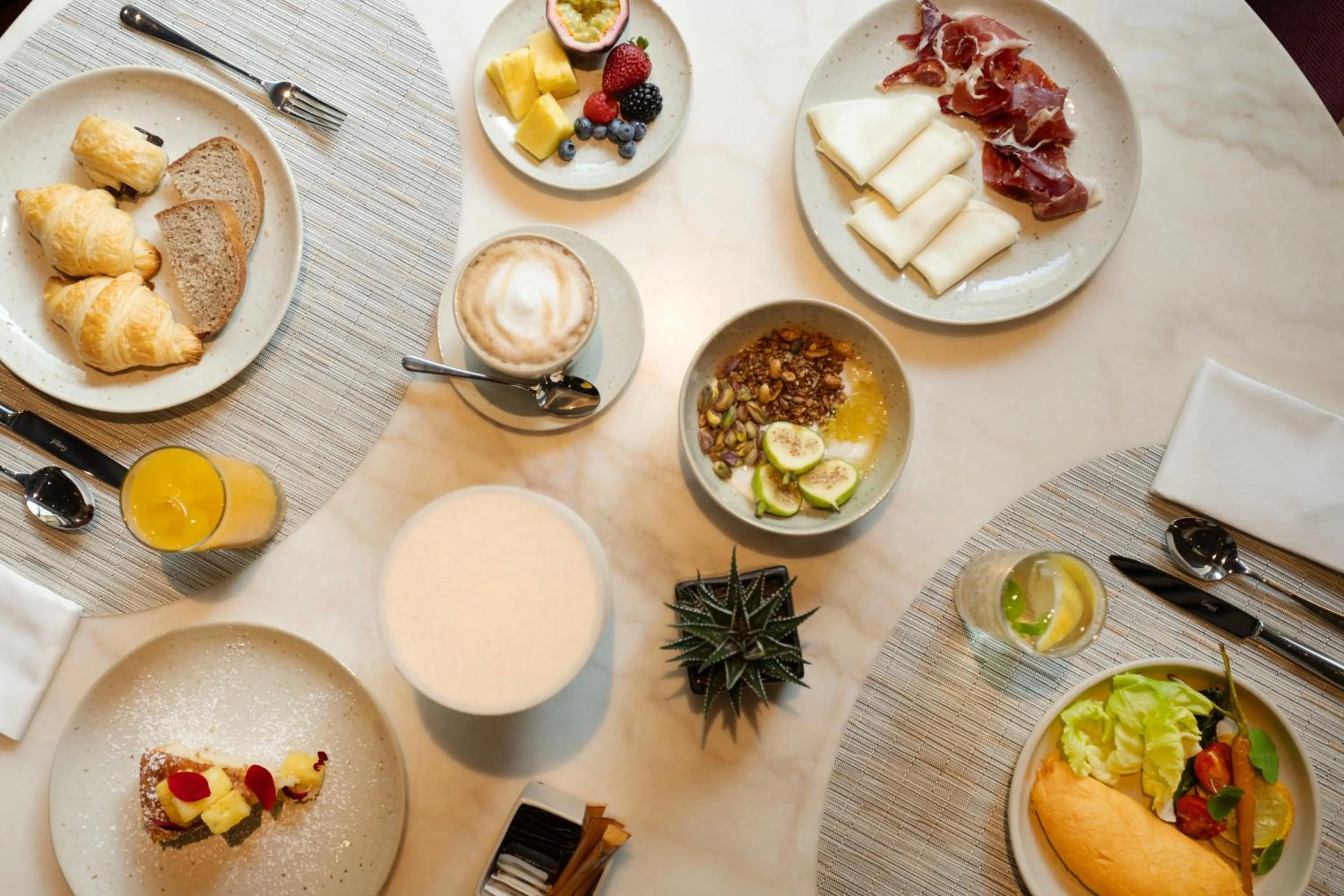 Breakfast in Altis Porto Hotel