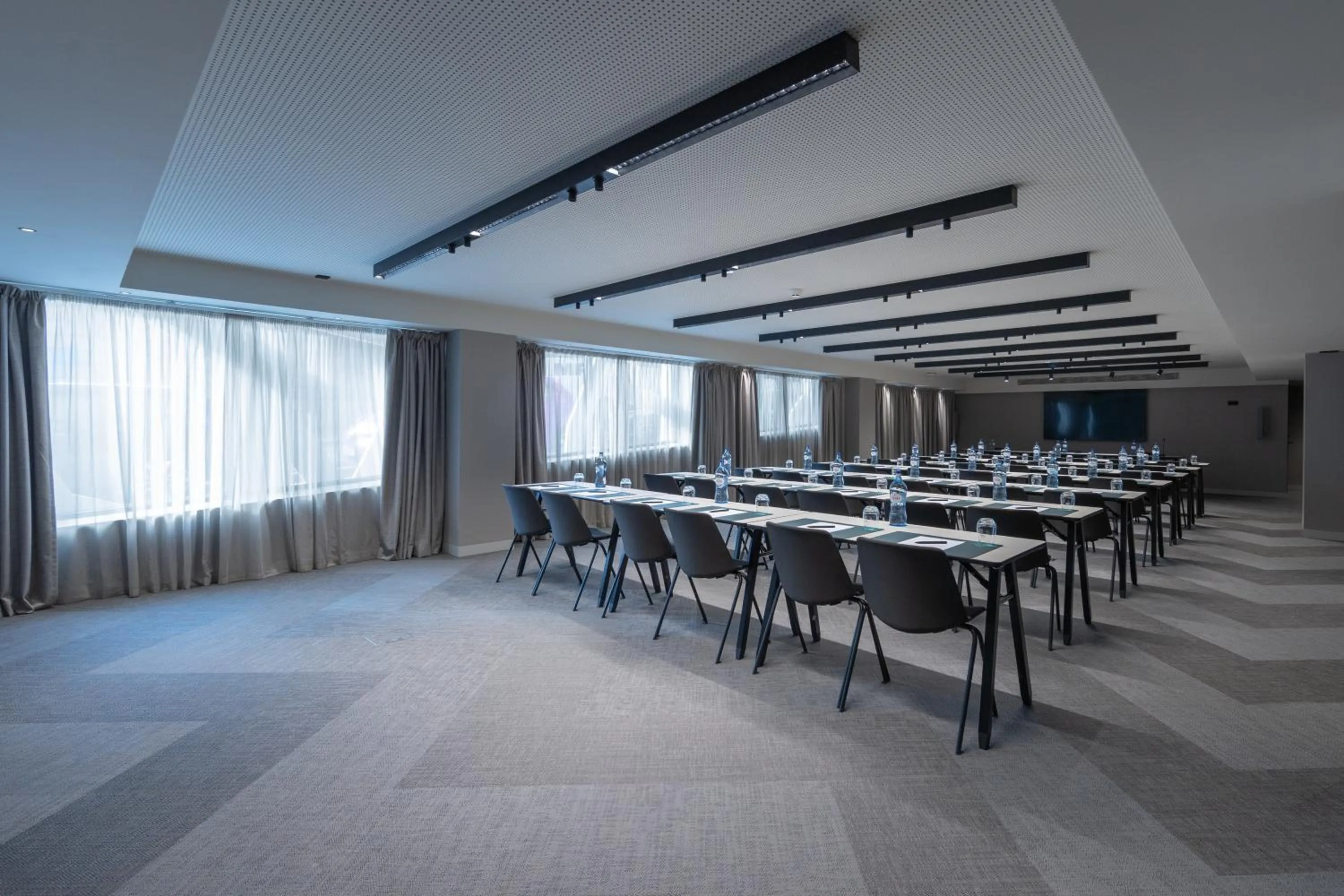 Meeting/conference room in Altis Porto Hotel
