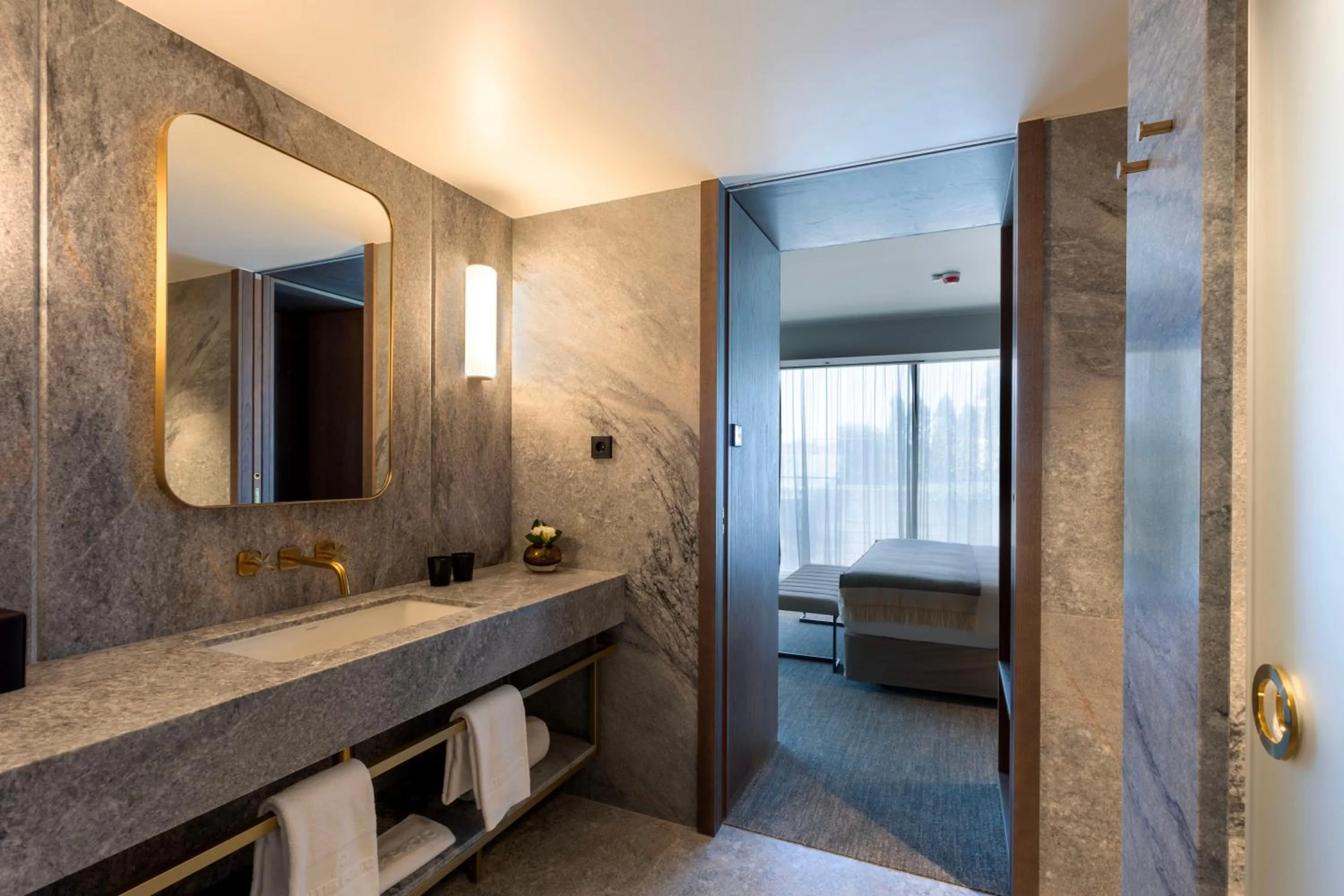 Toilet in Altis Porto Hotel