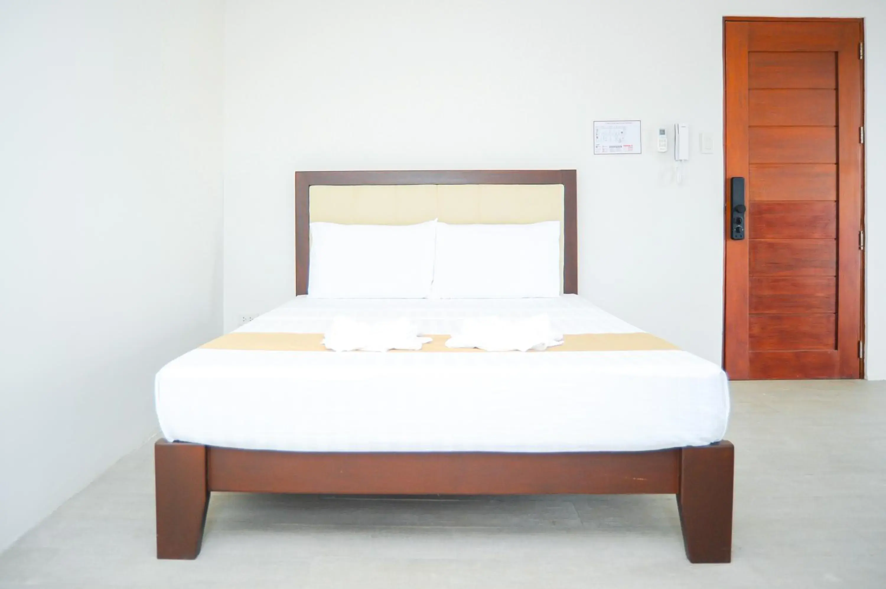 Bed in Kaia Isabelle Hotel Puerto Princesa Bed in Kaia Isabelle Hotel Puerto Princesa