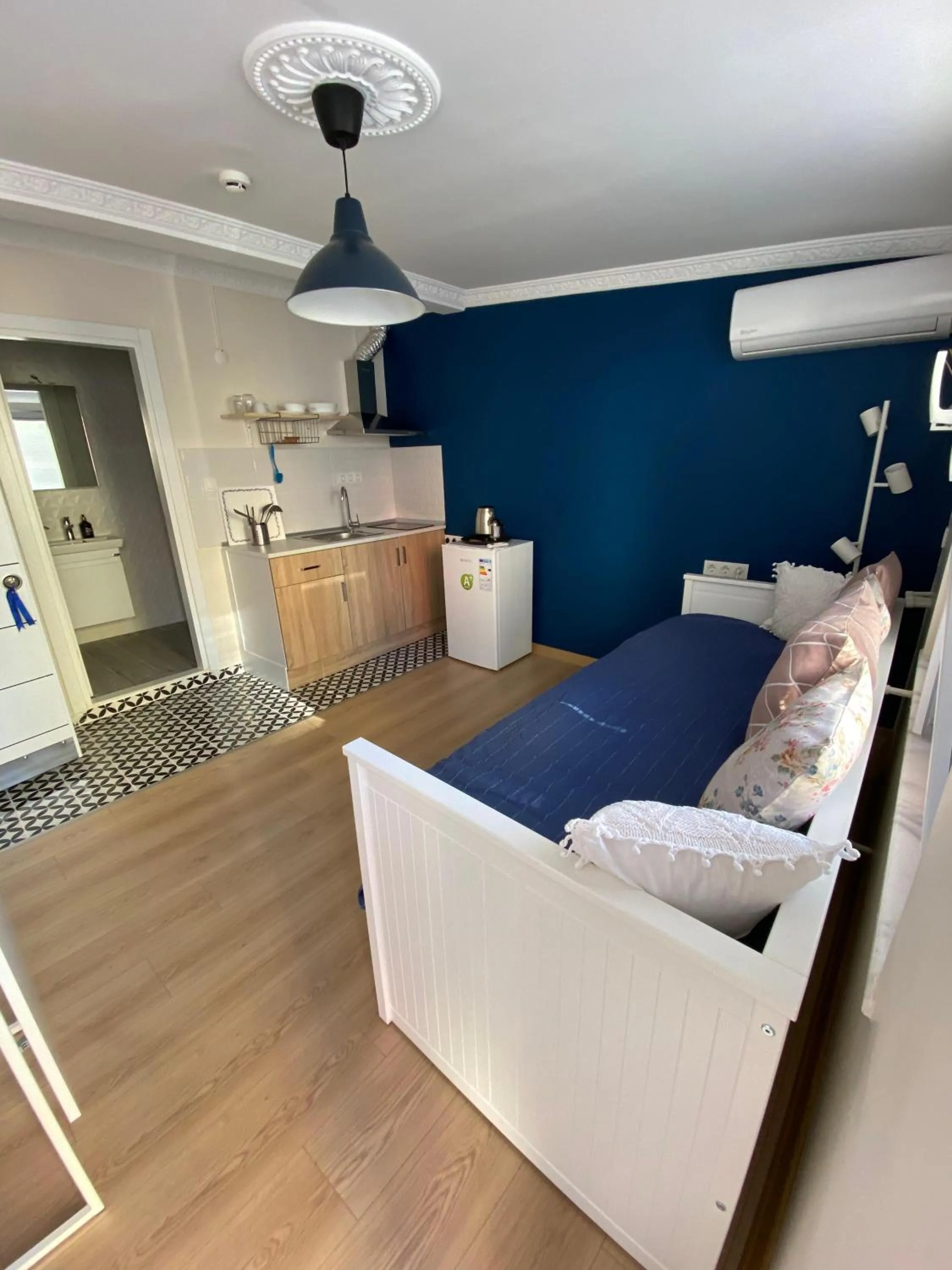 Photo of the whole room in Sapphire Suites Taksim