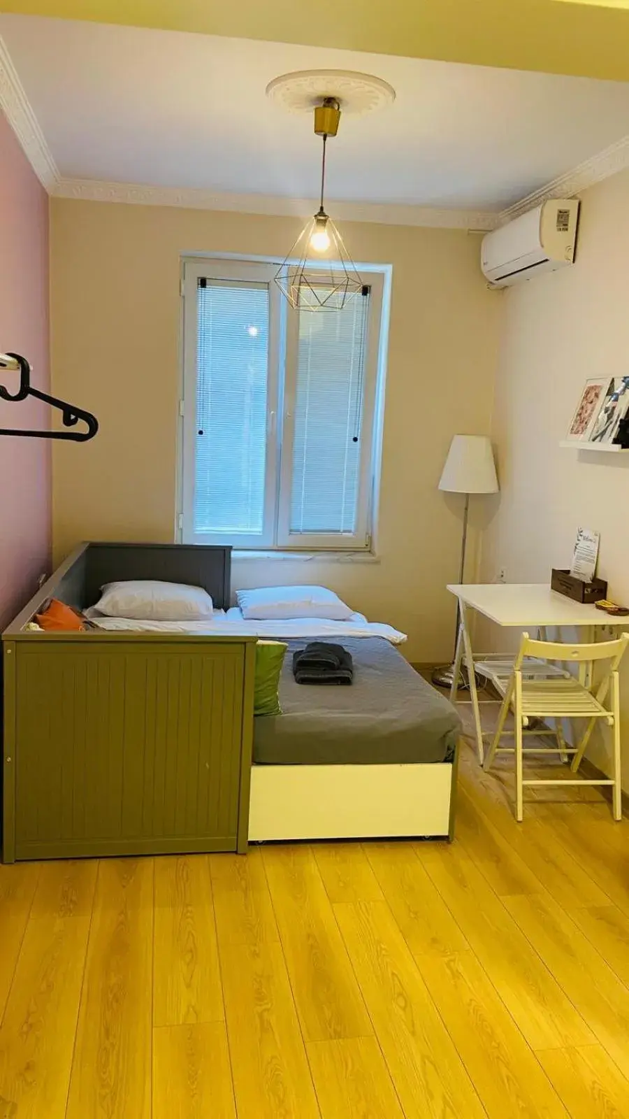 Single Room with Private Bathroom in Sapphire Suites Taksim Single Room with Private Bathroom in Sapphire Suites Taksim