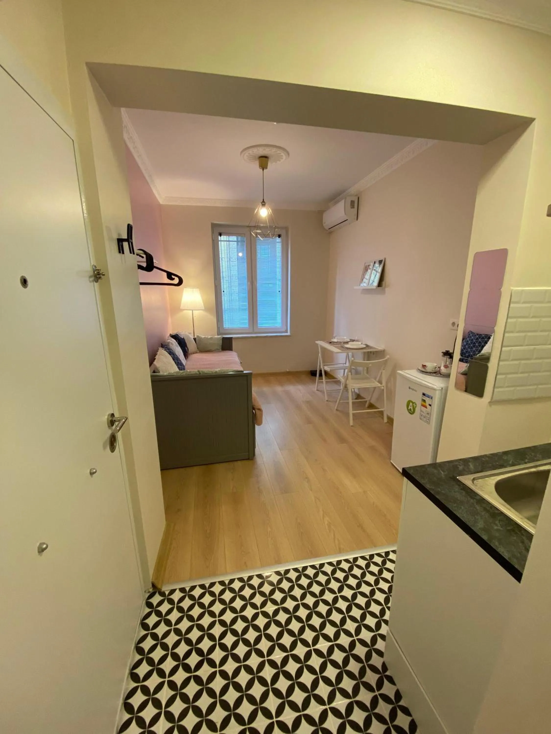 Photo of the whole room in Sapphire Suites Taksim