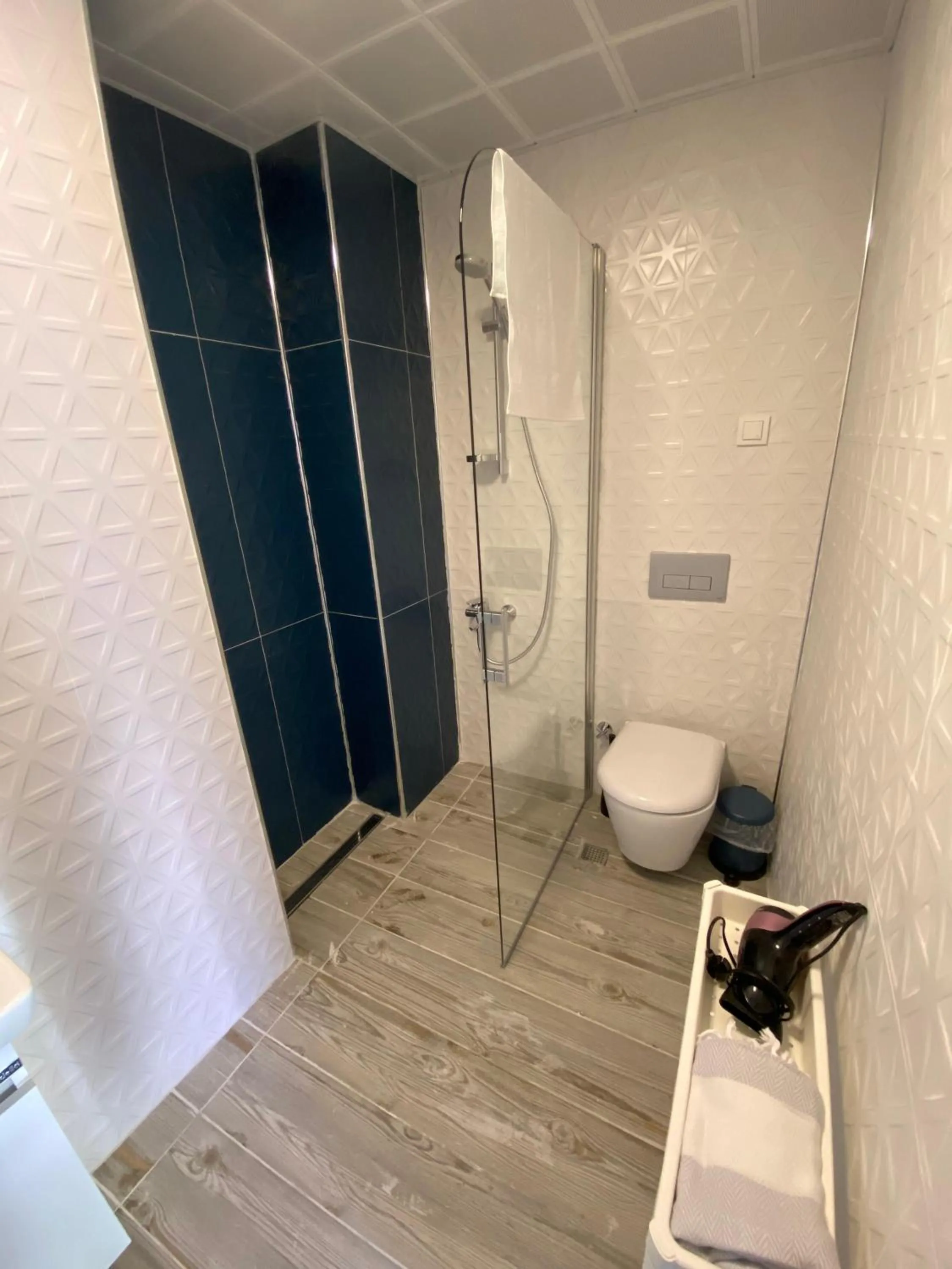 Shower in Sapphire Suites Taksim