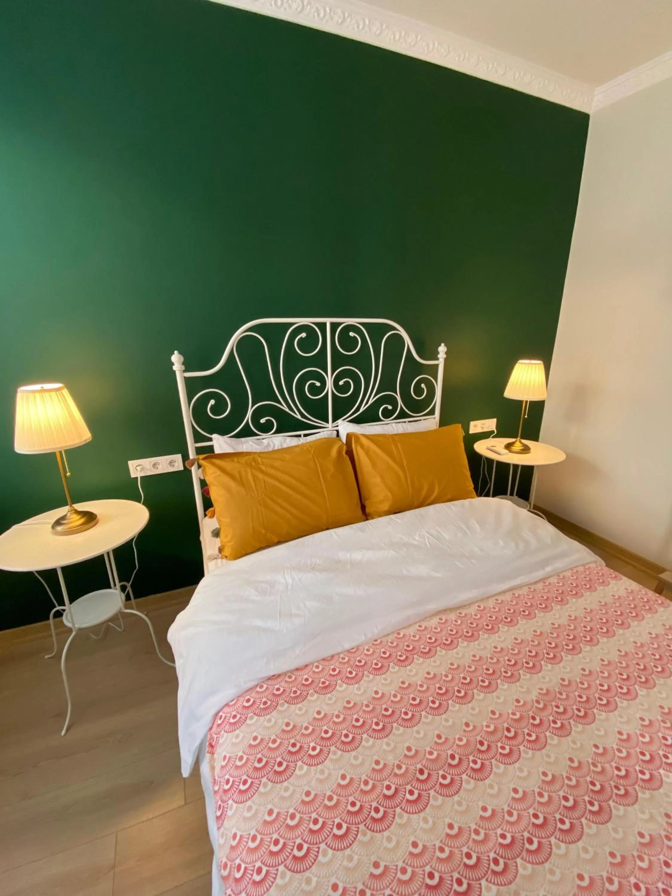 Bedroom, Bed in Sapphire Suites Taksim