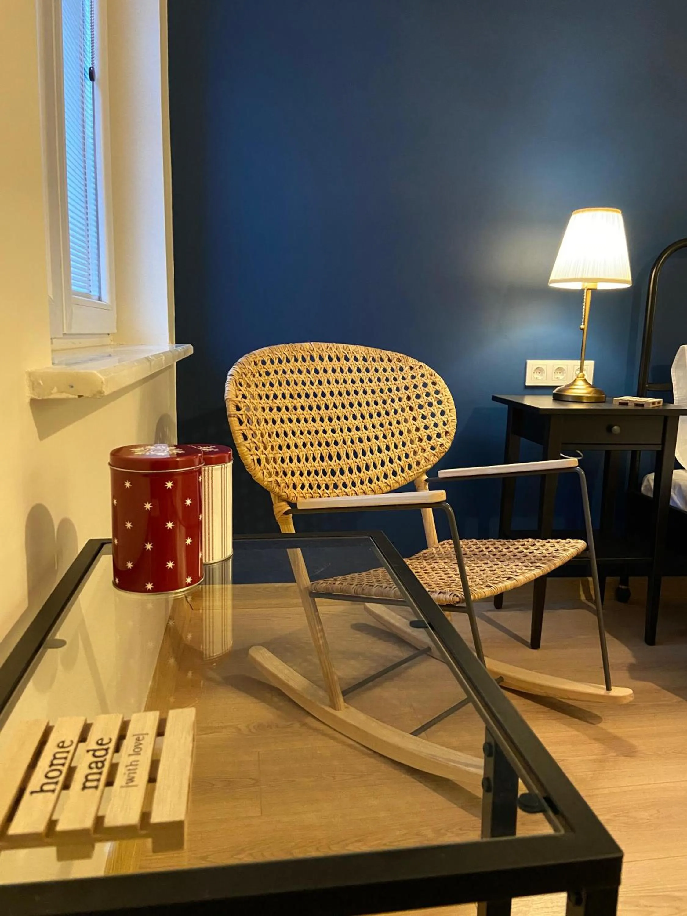 Seating area in Sapphire Suites Taksim