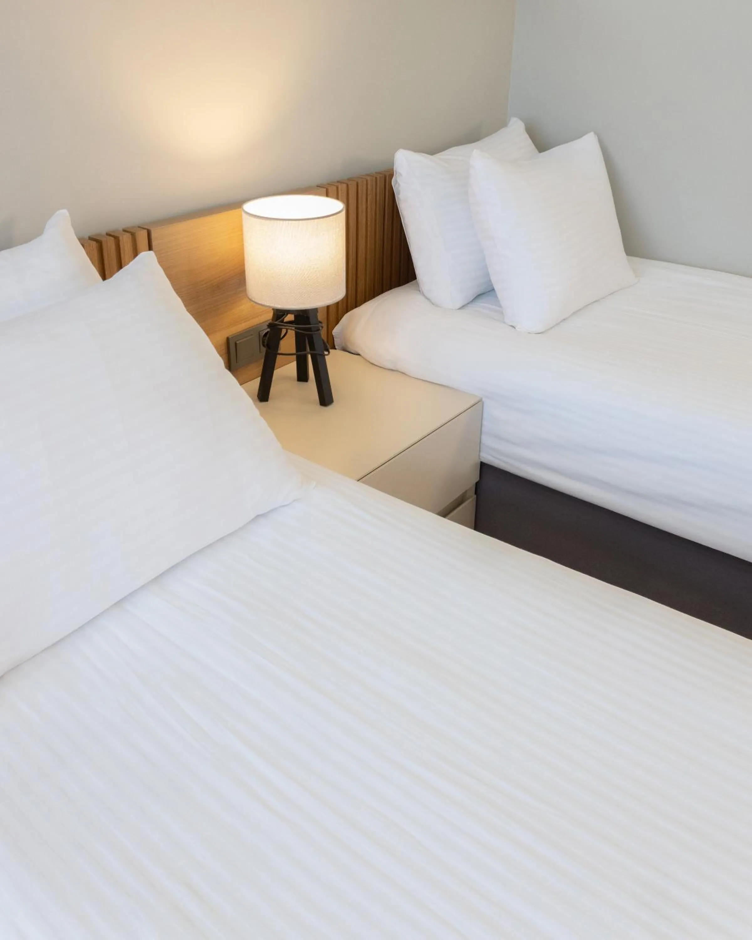 Bed in Frezya - Exclusively Woman