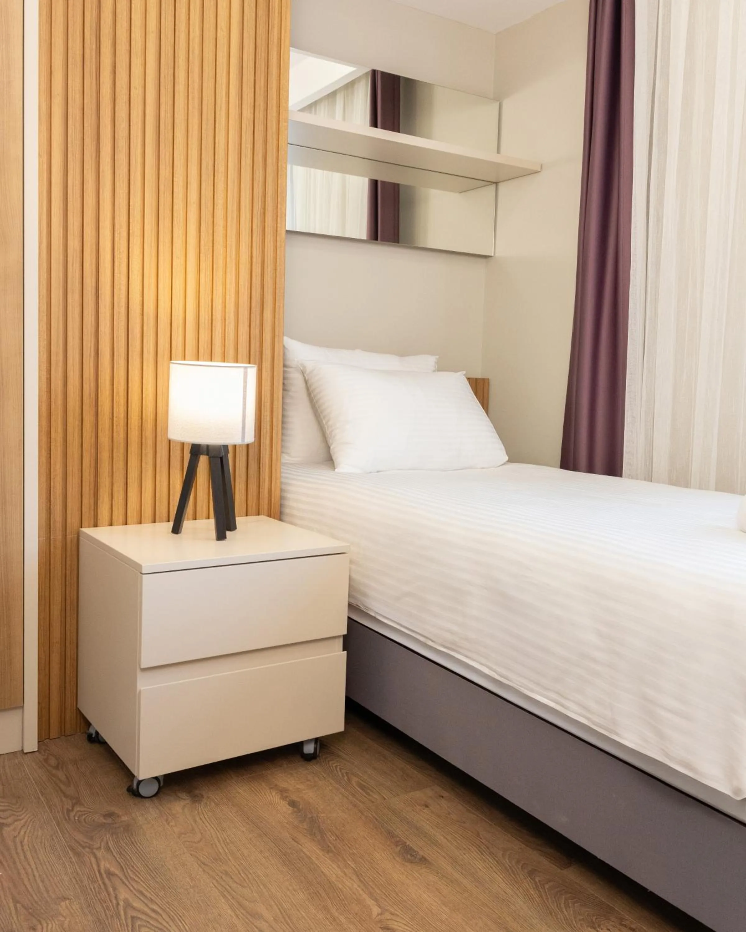 Bed in Frezya - Exclusively Woman