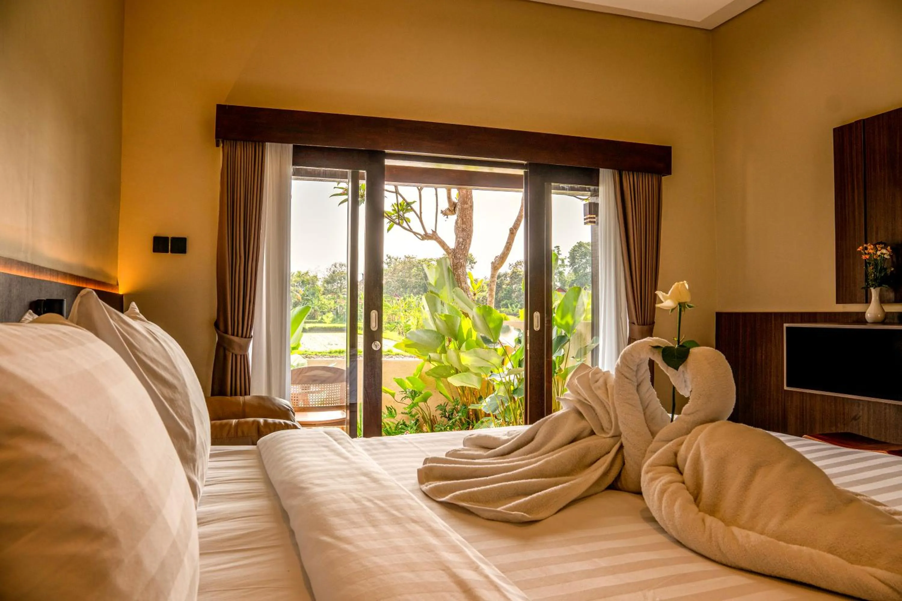 Bed in Tut Winten a Tranquil Living Villa Ubud