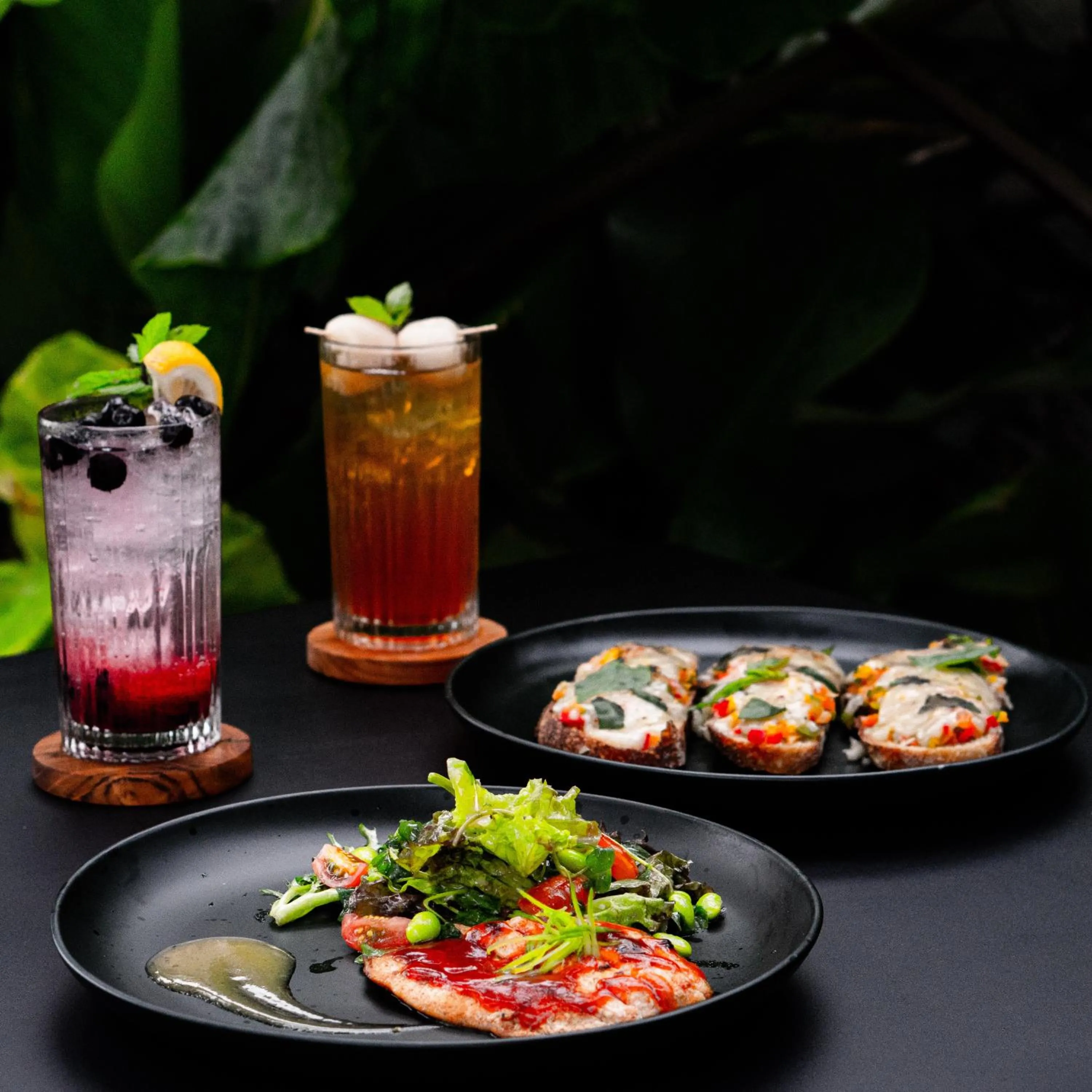 Restaurant/places to eat in Tut Winten a Tranquil Living Villa Ubud