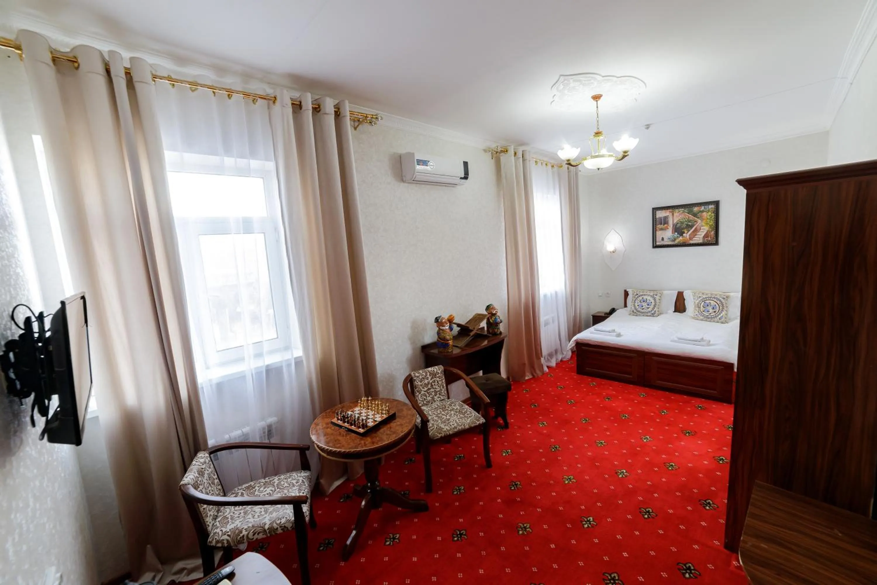 Bed in Qibla Tozabog