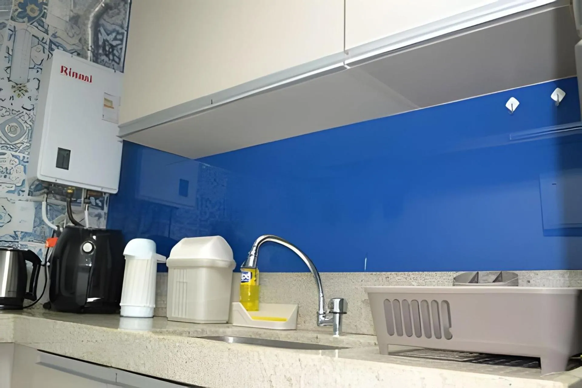 Kitchen or kitchenette in Nui Supreme Beach Living