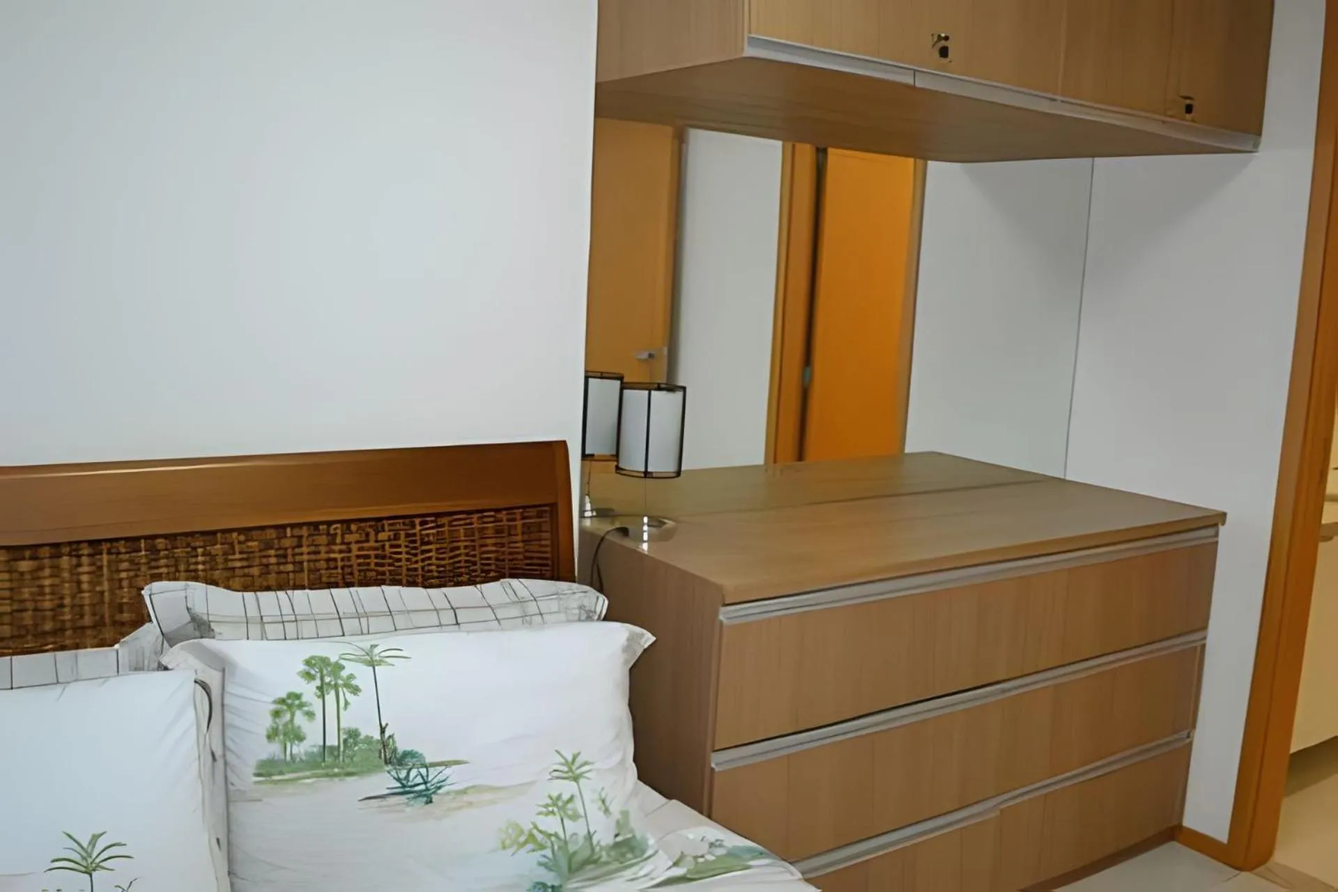 Bed in Nui Supreme Beach Living