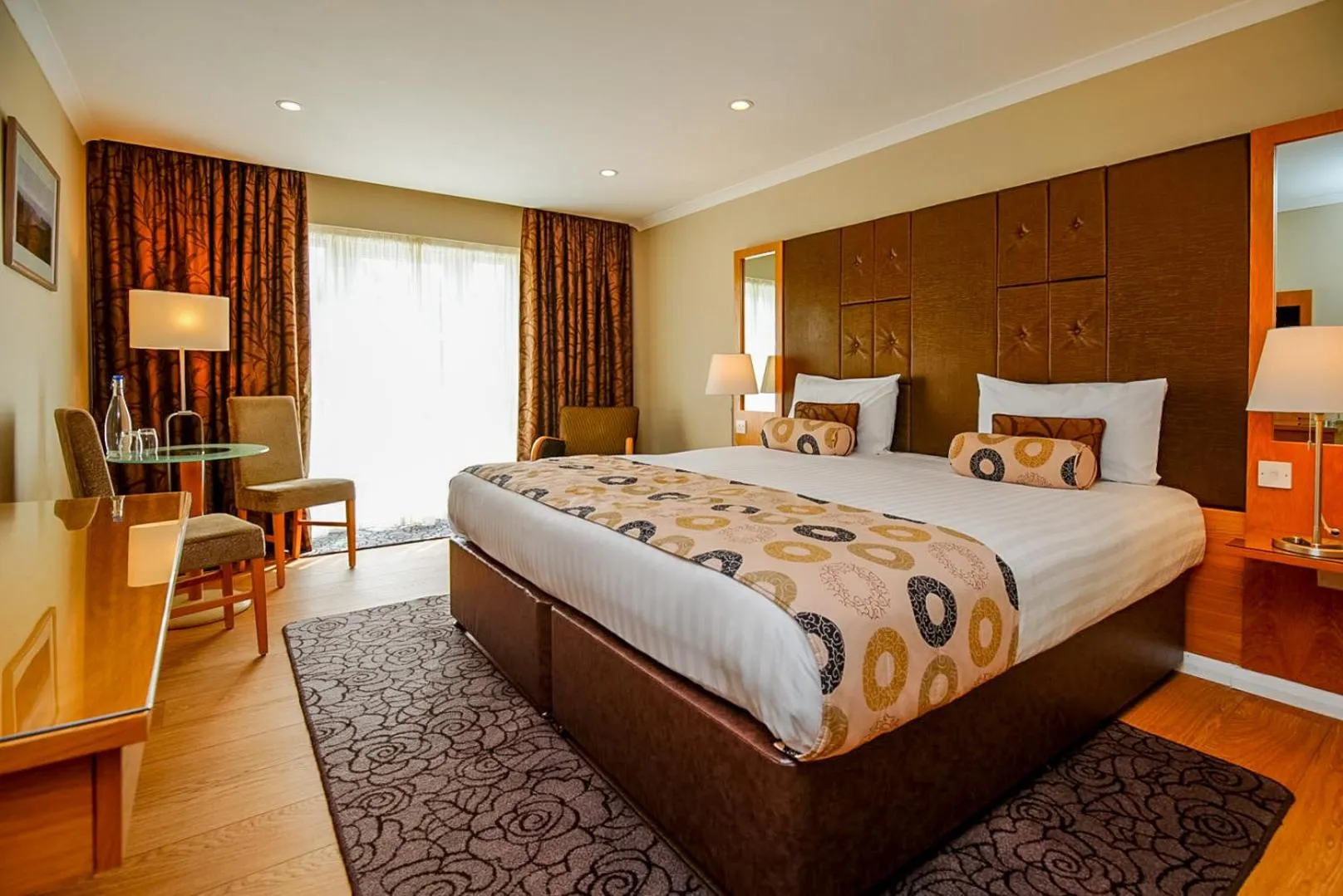 pet friendly, Bed in The Plough Inn