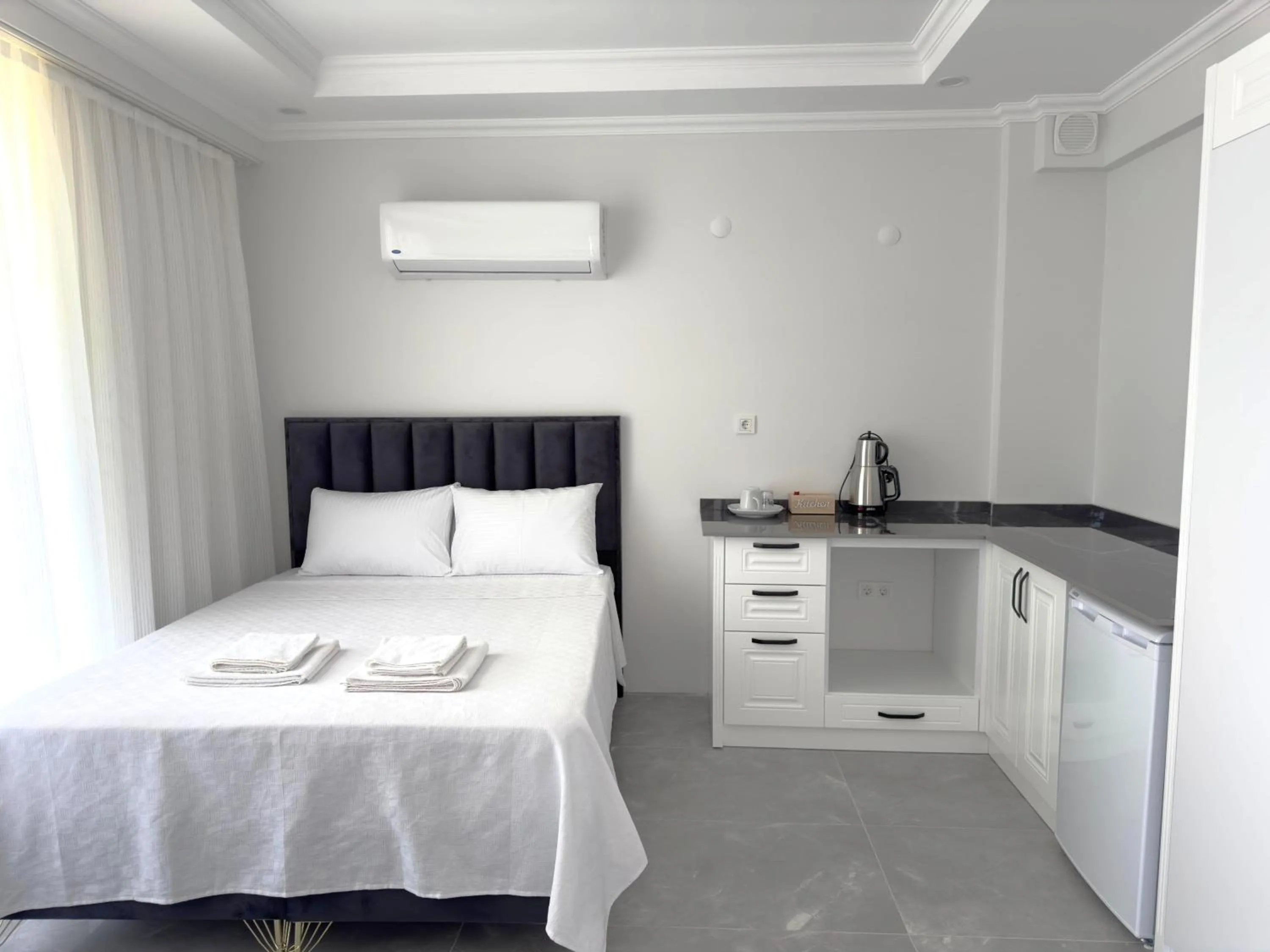 Bed in The Dalaman Suites & Pansiyon Dalaman Airport 10 km