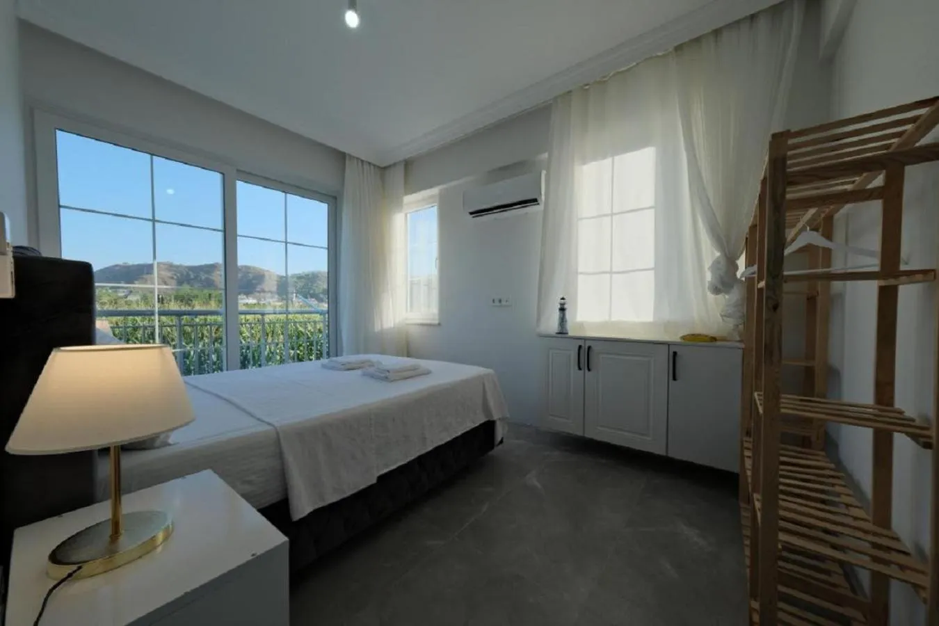 Bed in The Dalaman Suites & Pansiyon Dalaman Airport 10 km