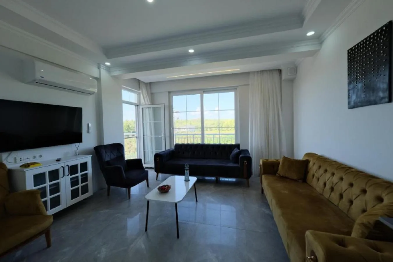TV and multimedia in The Dalaman Suites & Pansiyon Dalaman Airport 10 km
