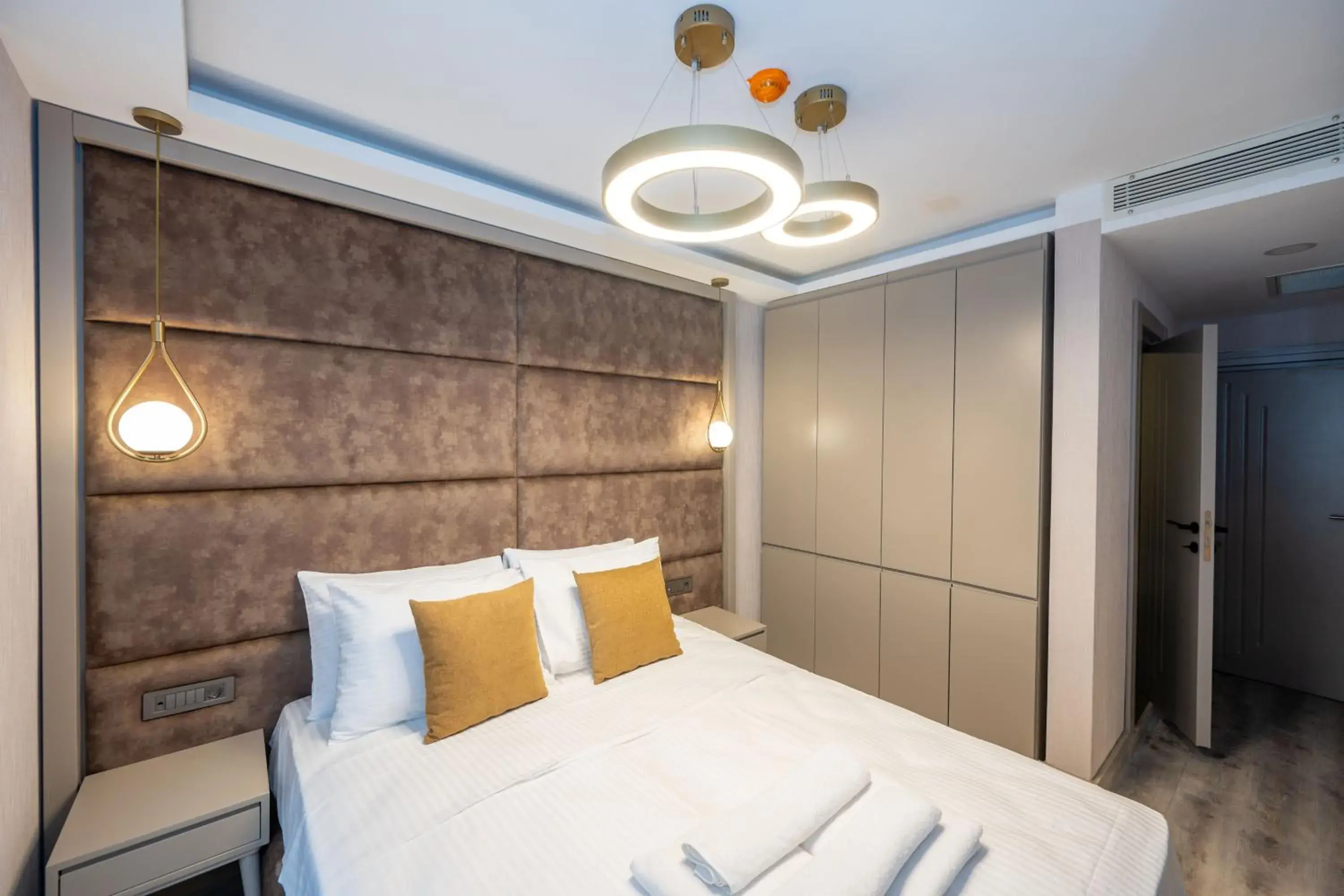 Photo of the whole room, Bed in Massimo Hotel Photo of the whole room, Bed in Massimo Hotel