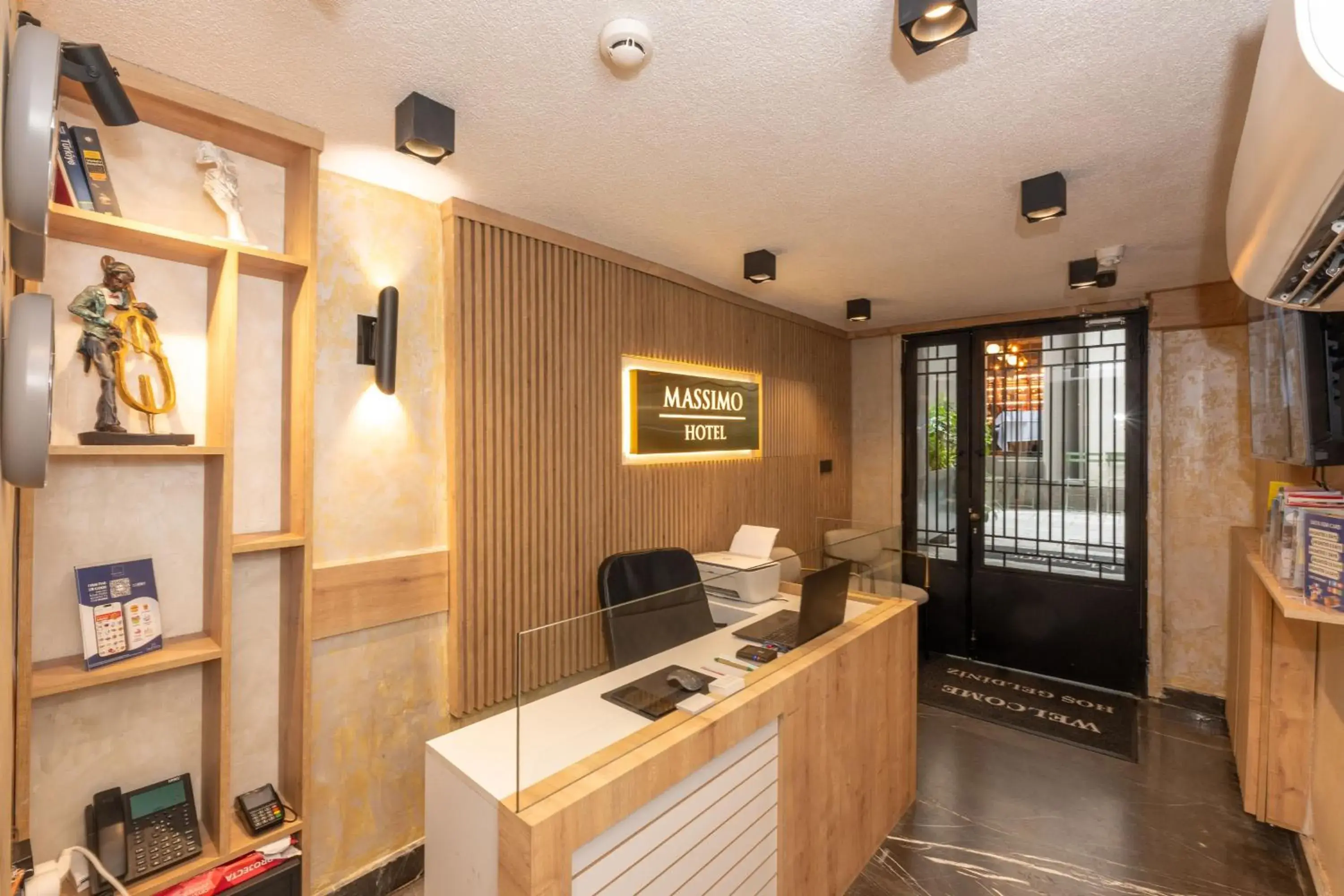 Lobby or reception in Massimo Hotel Lobby or reception in Massimo Hotel