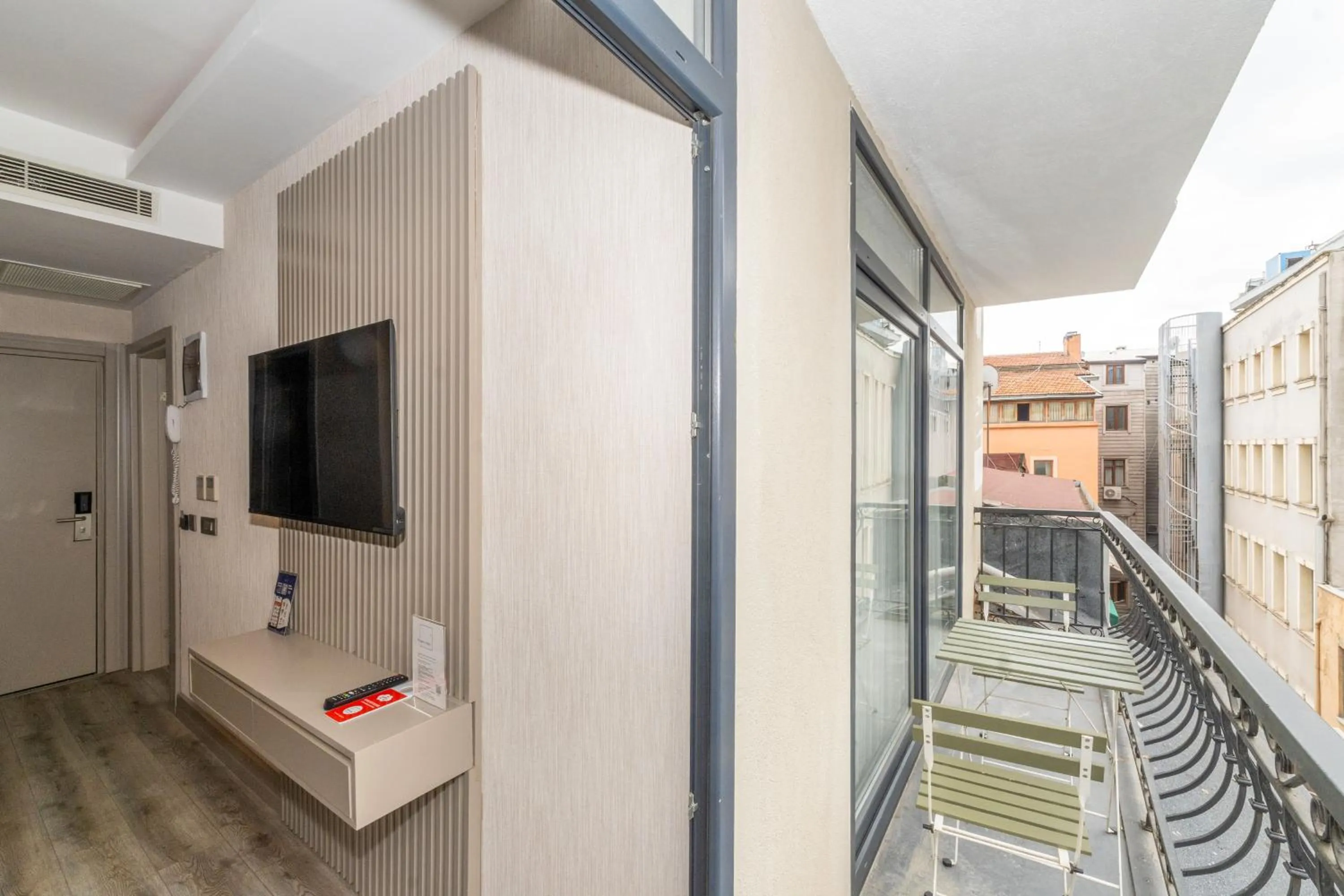 Balcony/Terrace in Massimo Hotel