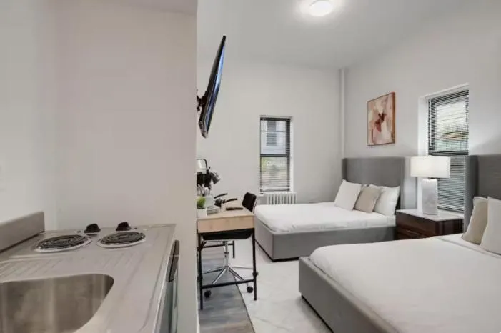 Bay Ridge ApartHotel