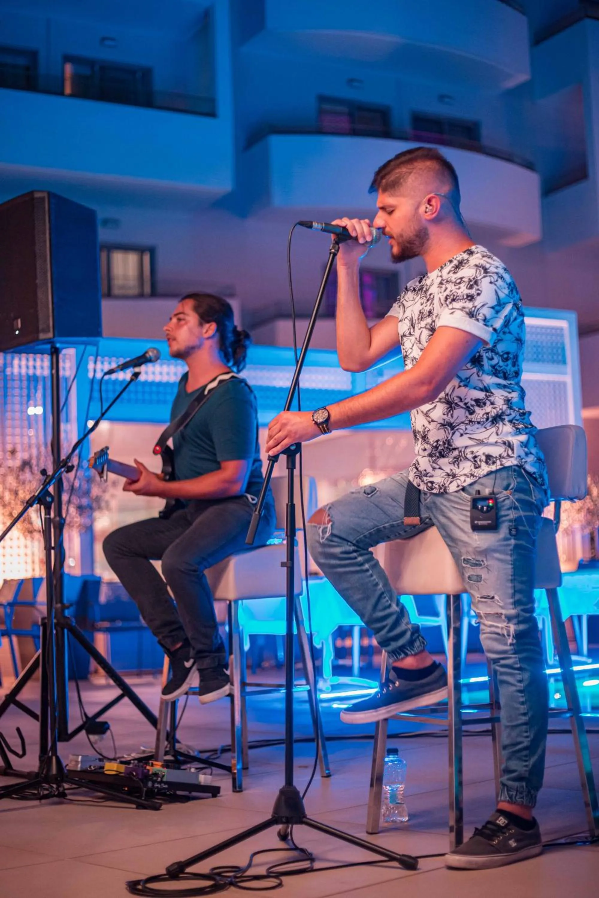 Evening entertainment in Bio Suites Hotel & Spa